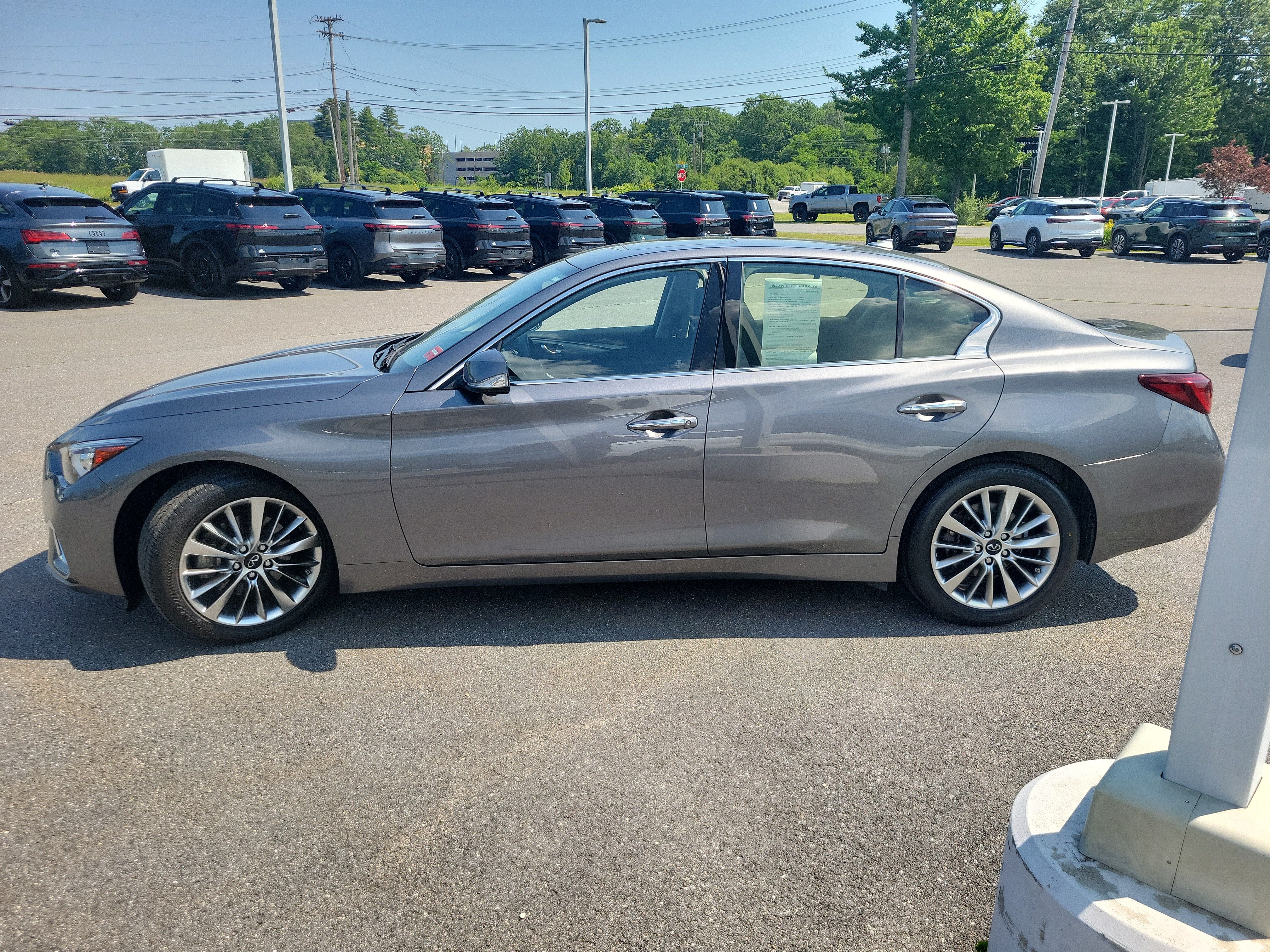 2023 INFINITI Q50 LUXE AWD