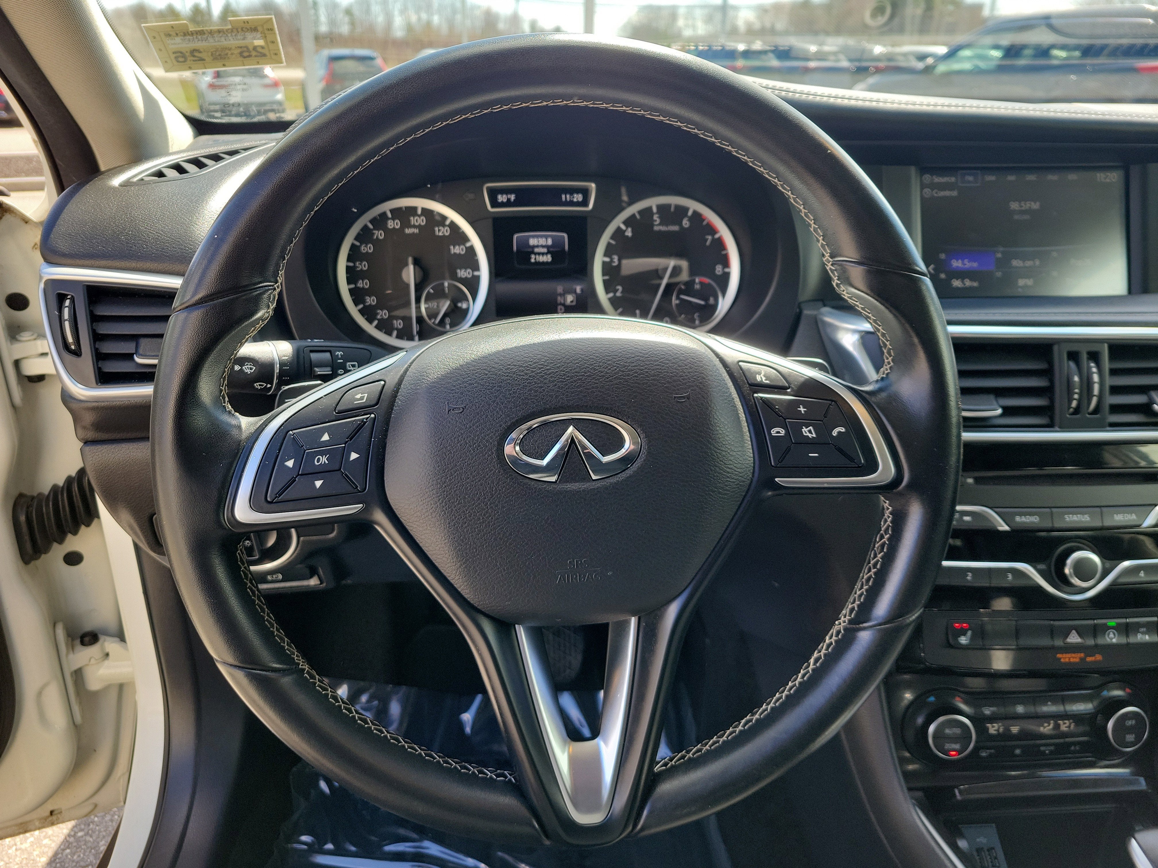 2019 INFINITI QX30 LUXE