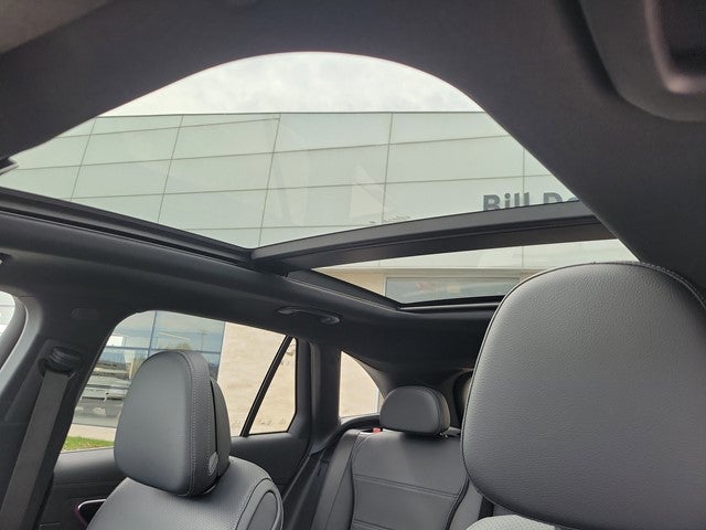 2025 Mercedes-Benz GLC GLC 300