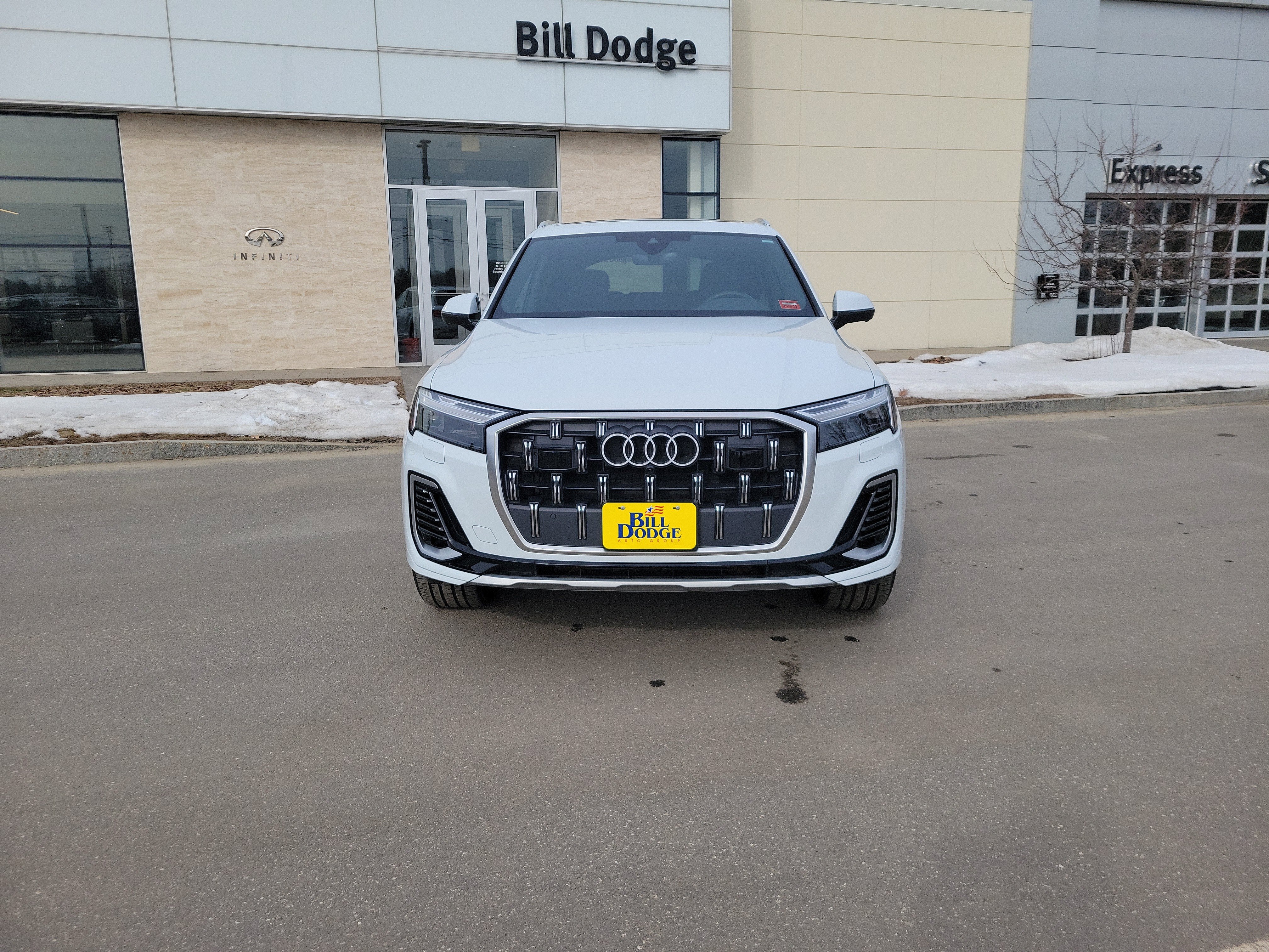 2025 Audi Q7 Premium