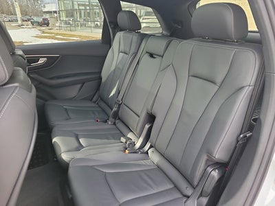 2025 Audi Q7 Premium