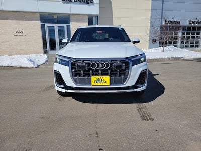 2025 Audi Q7 Premium