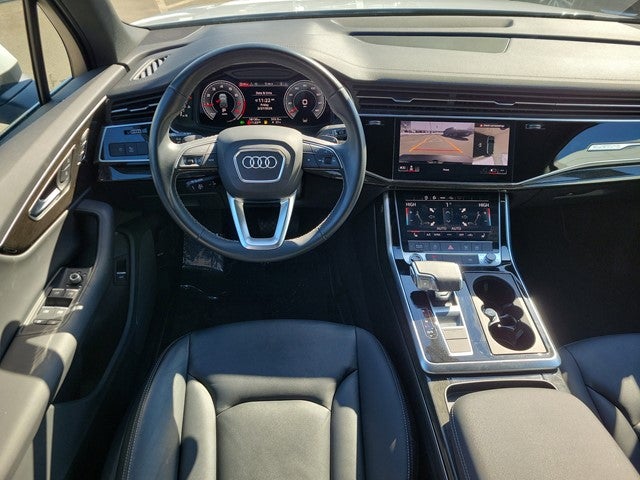 2025 Audi Q7 Premium