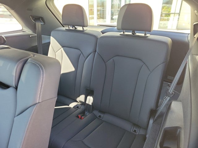 2025 Audi Q7 Premium