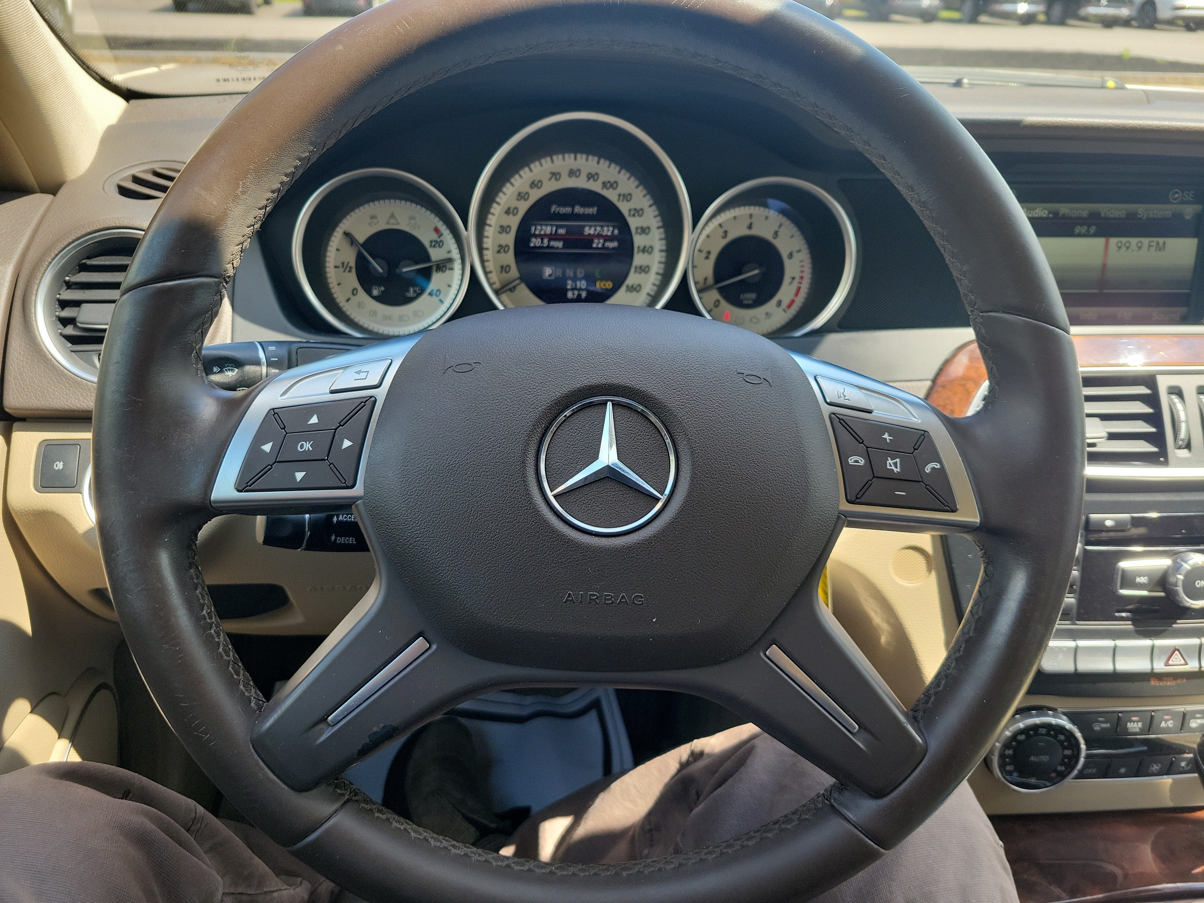 2014 Mercedes-Benz C-Class 4dr Sdn C 300 Luxury 4MATIC®