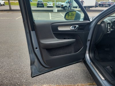 2022 Volvo XC40 Inscription