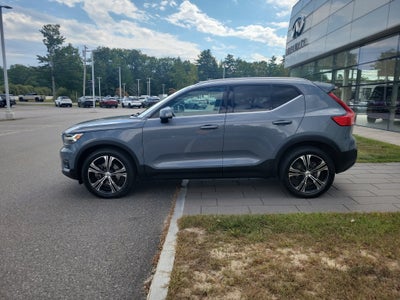 2022 Volvo XC40 Inscription