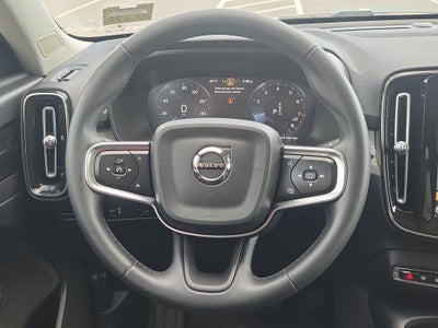 2022 Volvo XC40 Inscription