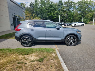 2022 Volvo XC40 Inscription
