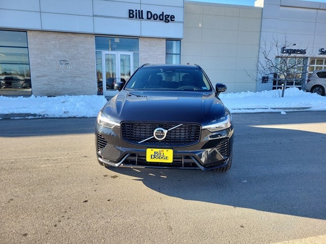 2022 Volvo XC60 Recharge Plug-In Hybrid R-Design