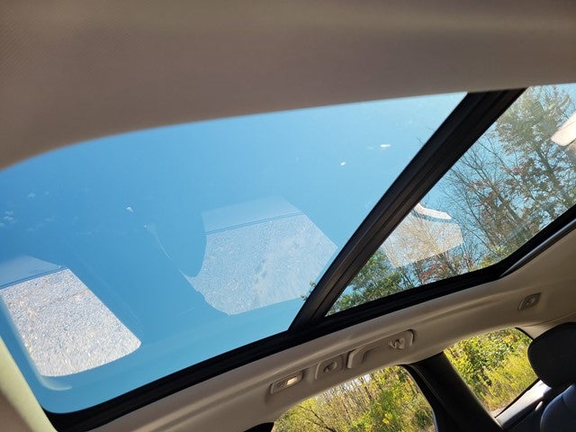 2024 Volvo XC60 Plus Dark Theme