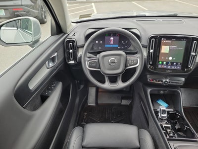 2024 Volvo XC40 Plus Bright Theme
