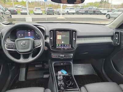 2024 Volvo XC40 Plus Bright Theme