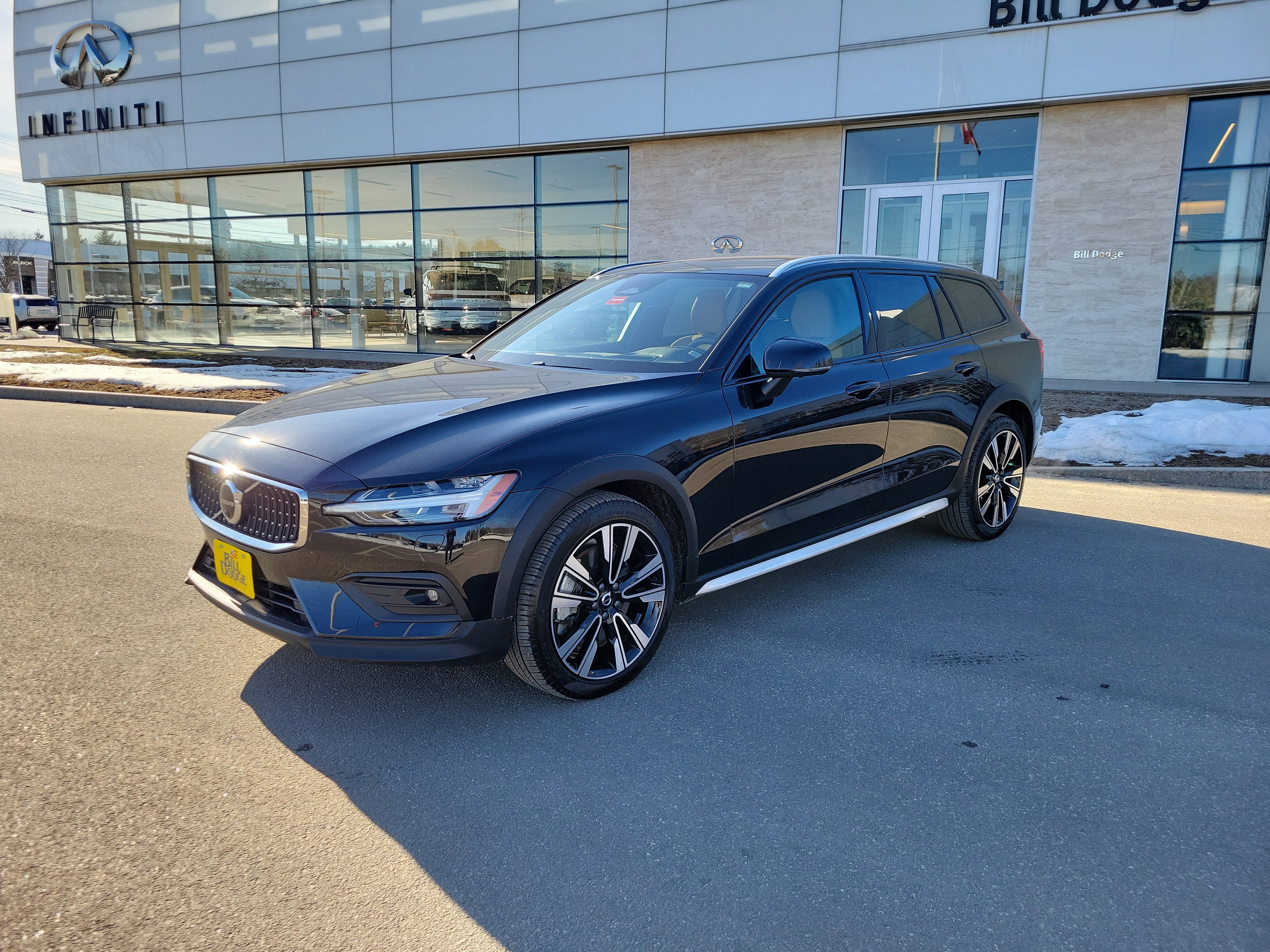 2024 Volvo V60 Cross Country Ultimate