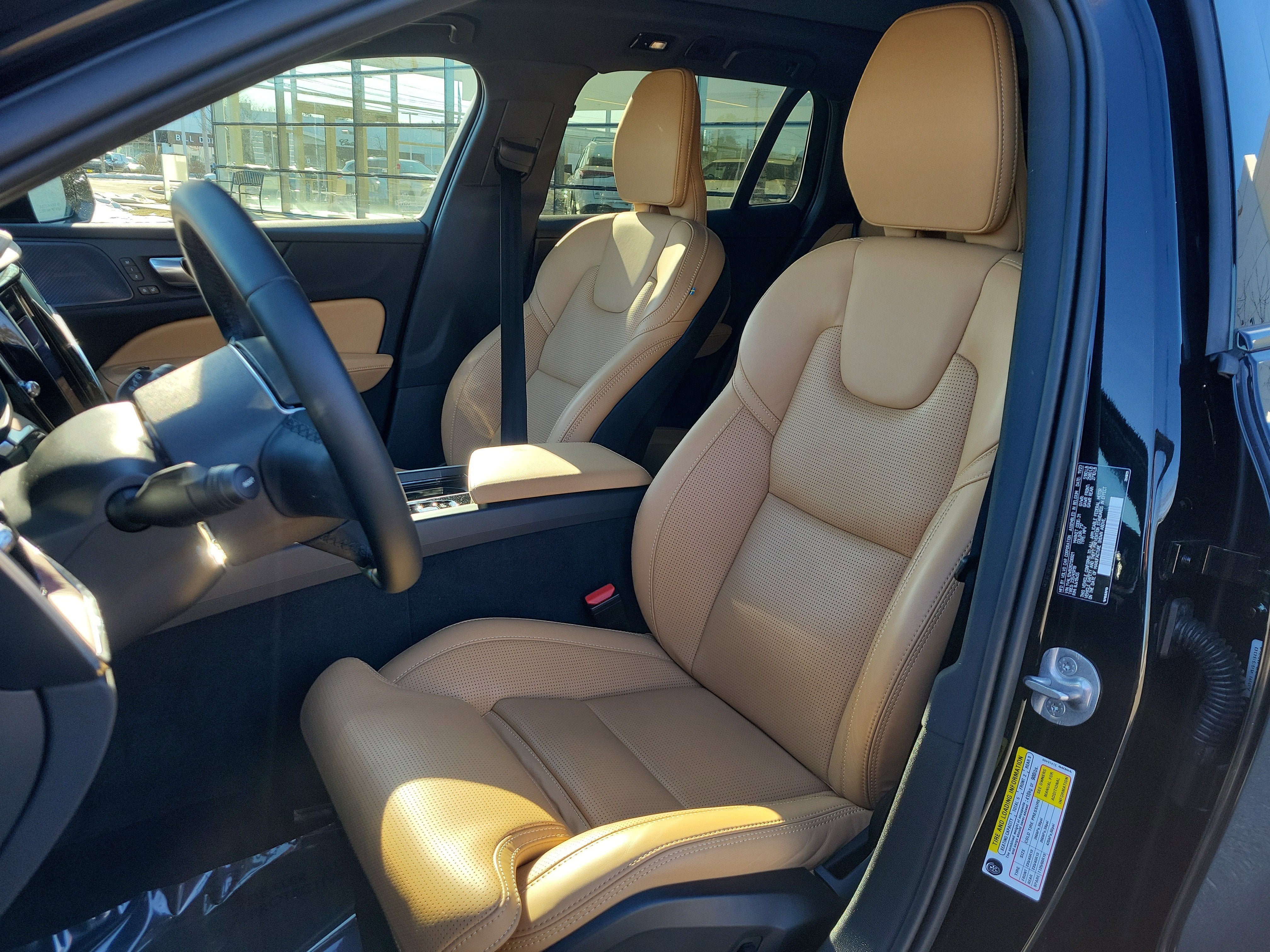 2024 Volvo V60 Cross Country Ultimate