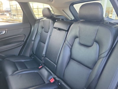 2025 Volvo XC60 Plus