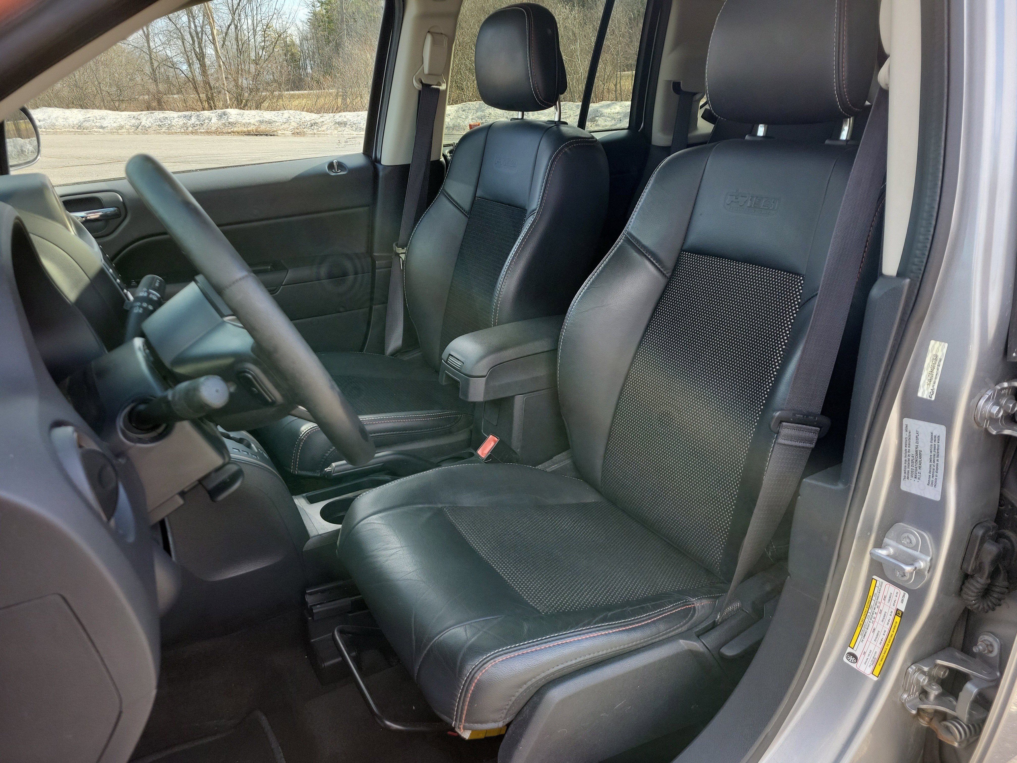 2016 Jeep Compass 75th Anniversary