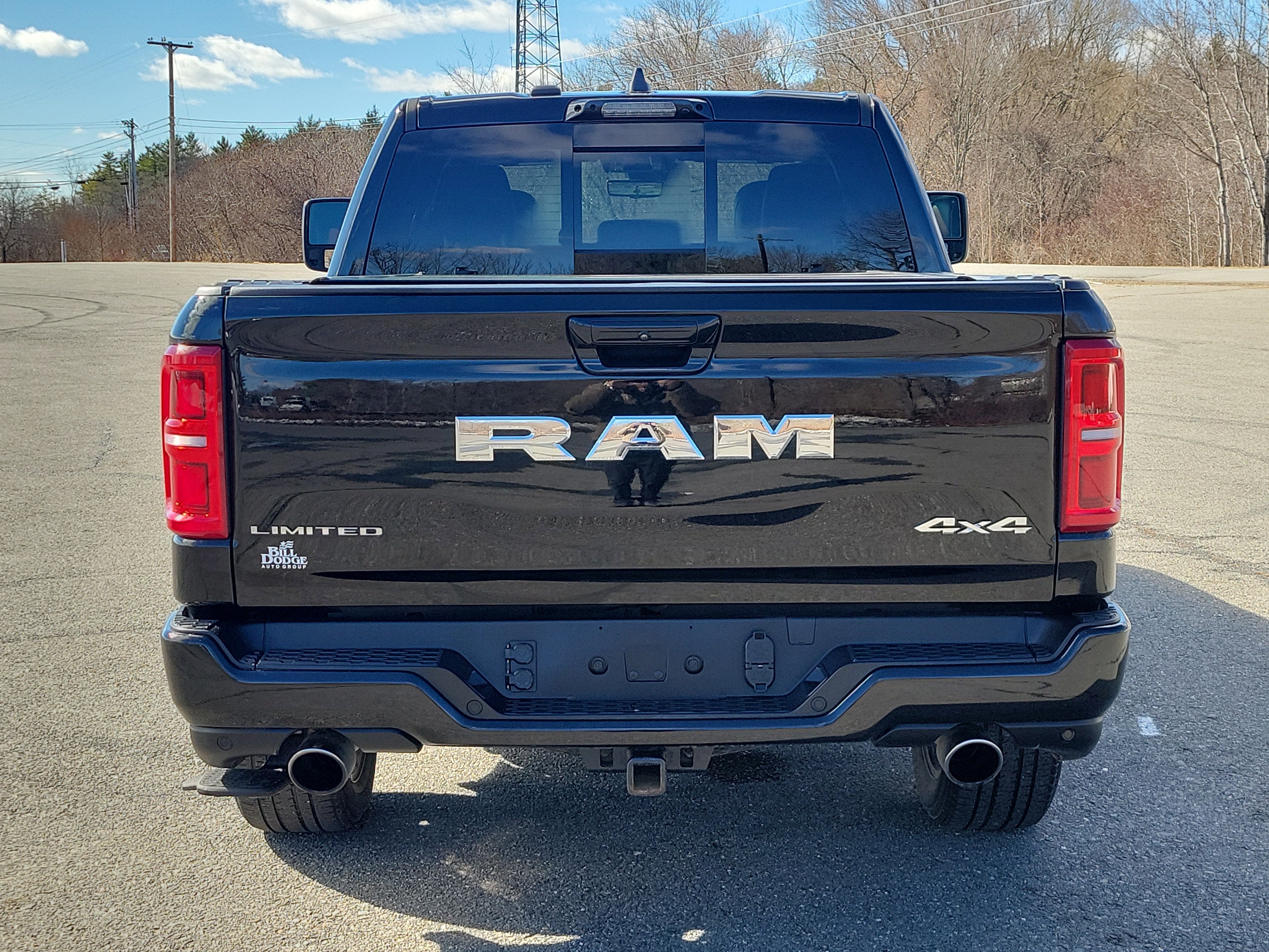 2025 RAM 1500 Limited Crew Cab 4x4 5'7" Box