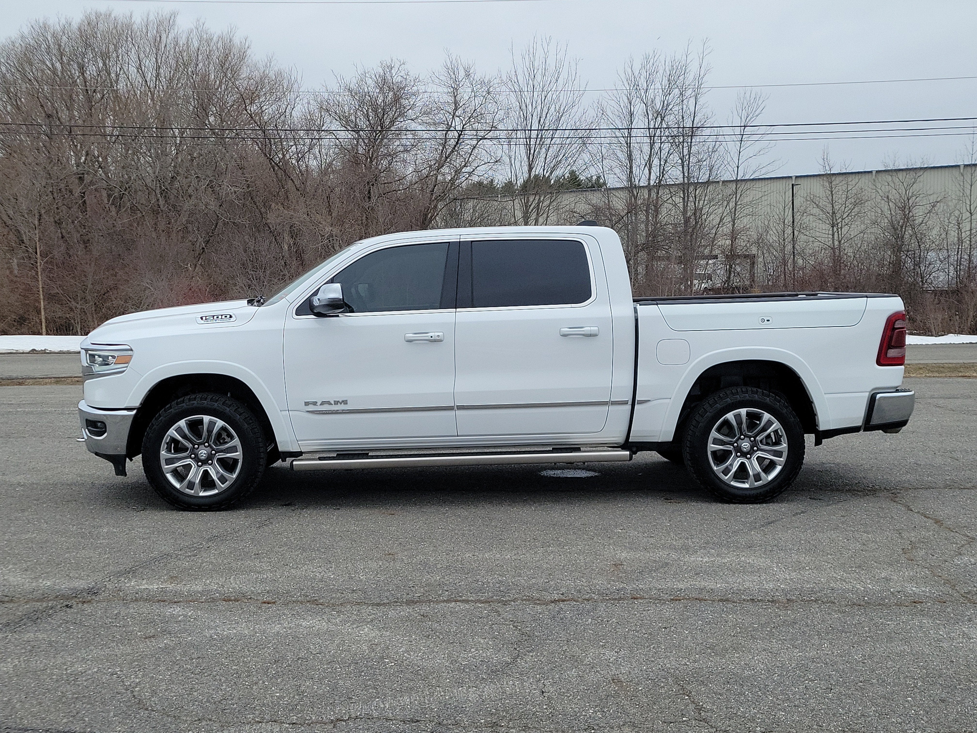 2023 RAM 1500 Limited Crew Cab 4x4 5'7" Box