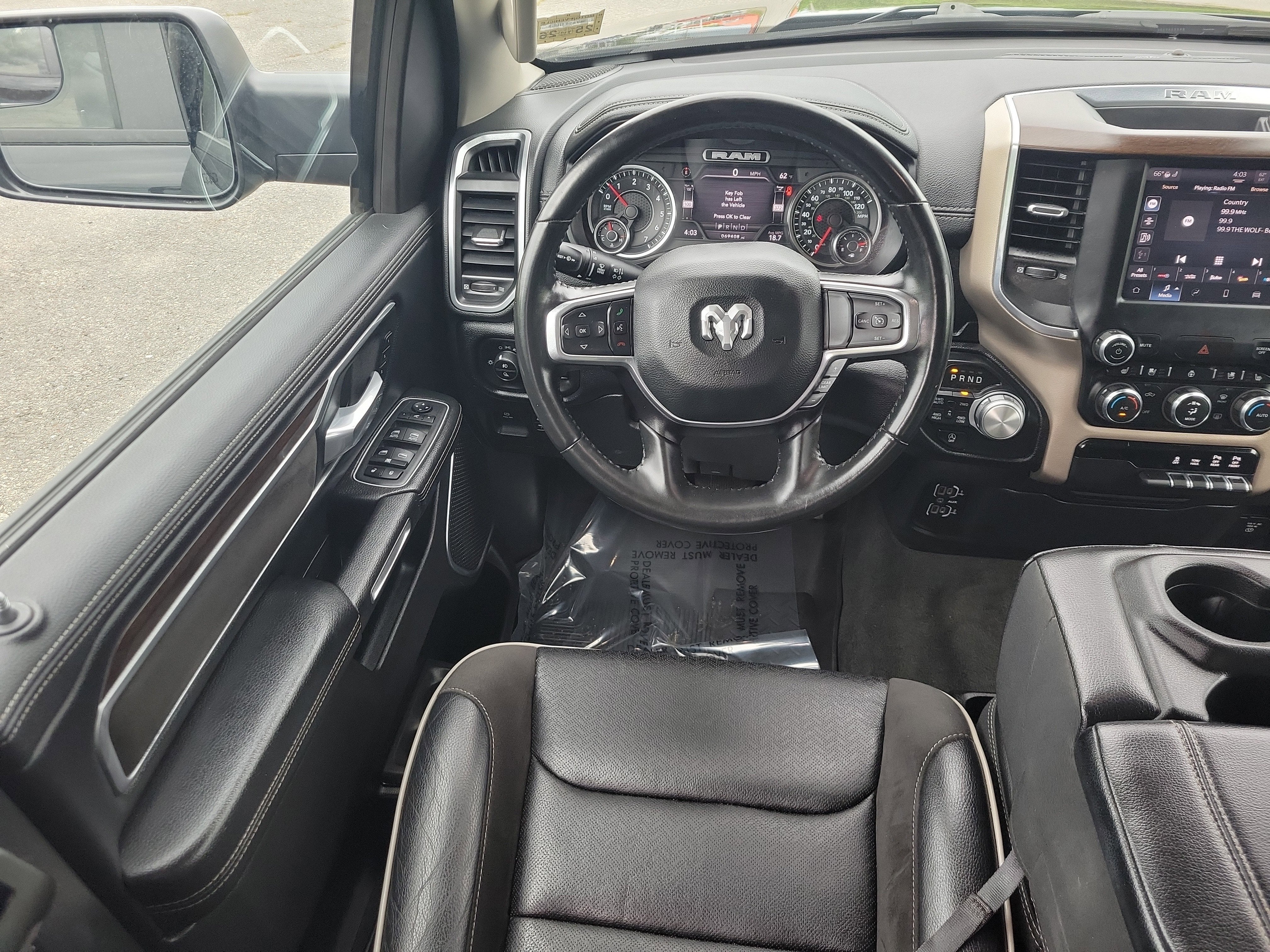 2022 RAM 1500 Laramie Crew Cab 4x4 5'7" Box