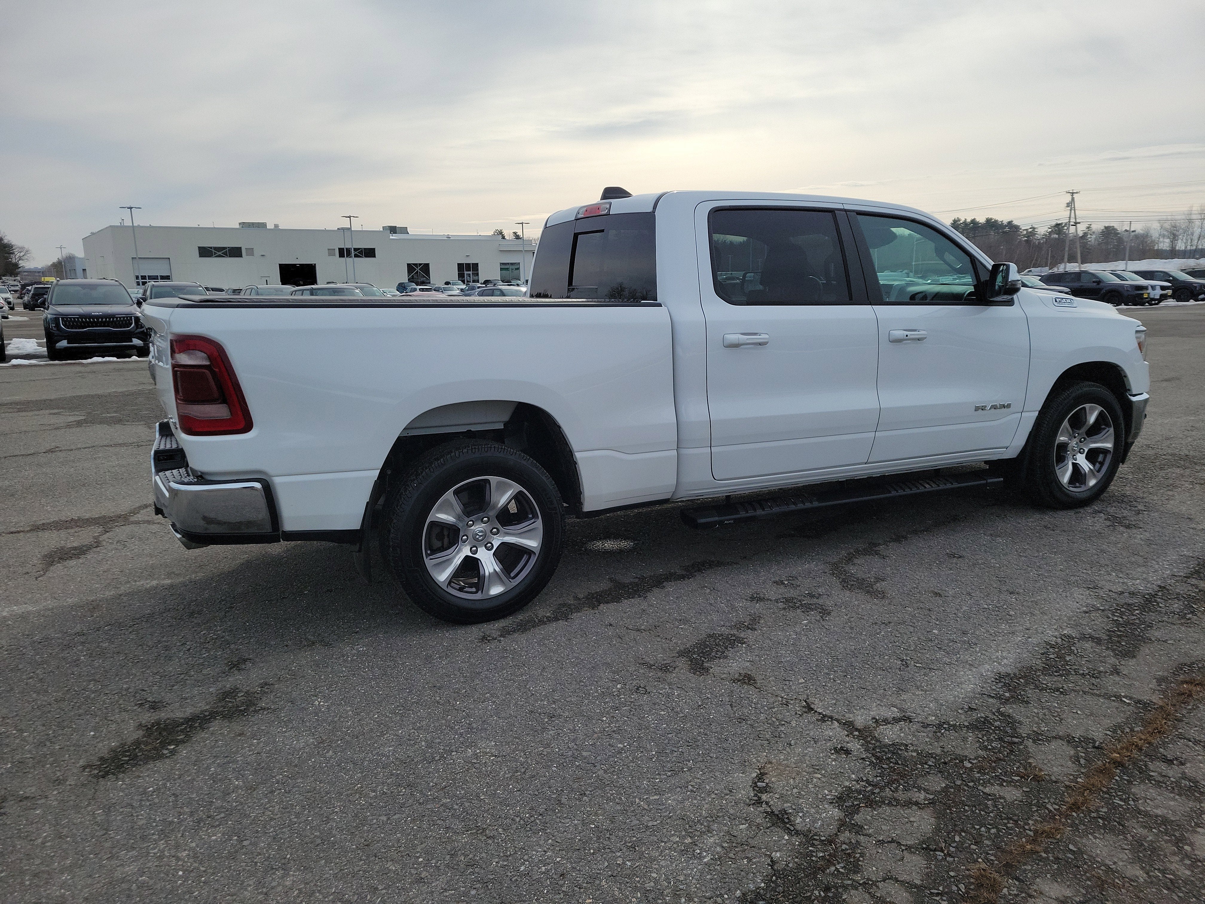2023 RAM 1500 Laramie Crew Cab 4x4 6'4" Box