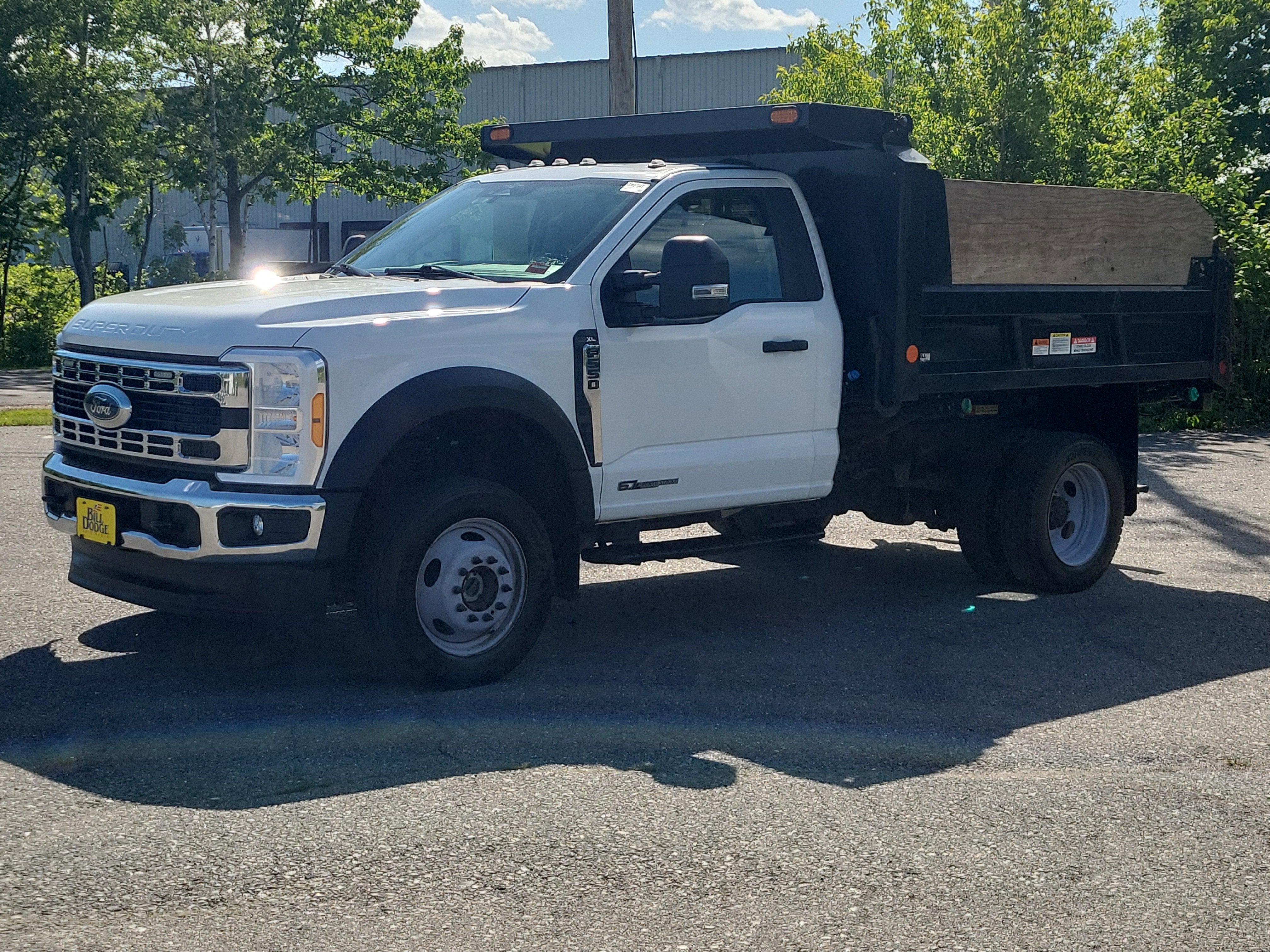 2023 Ford Super Duty F-550 DRW XL