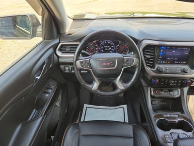 2022 GMC Acadia AT4