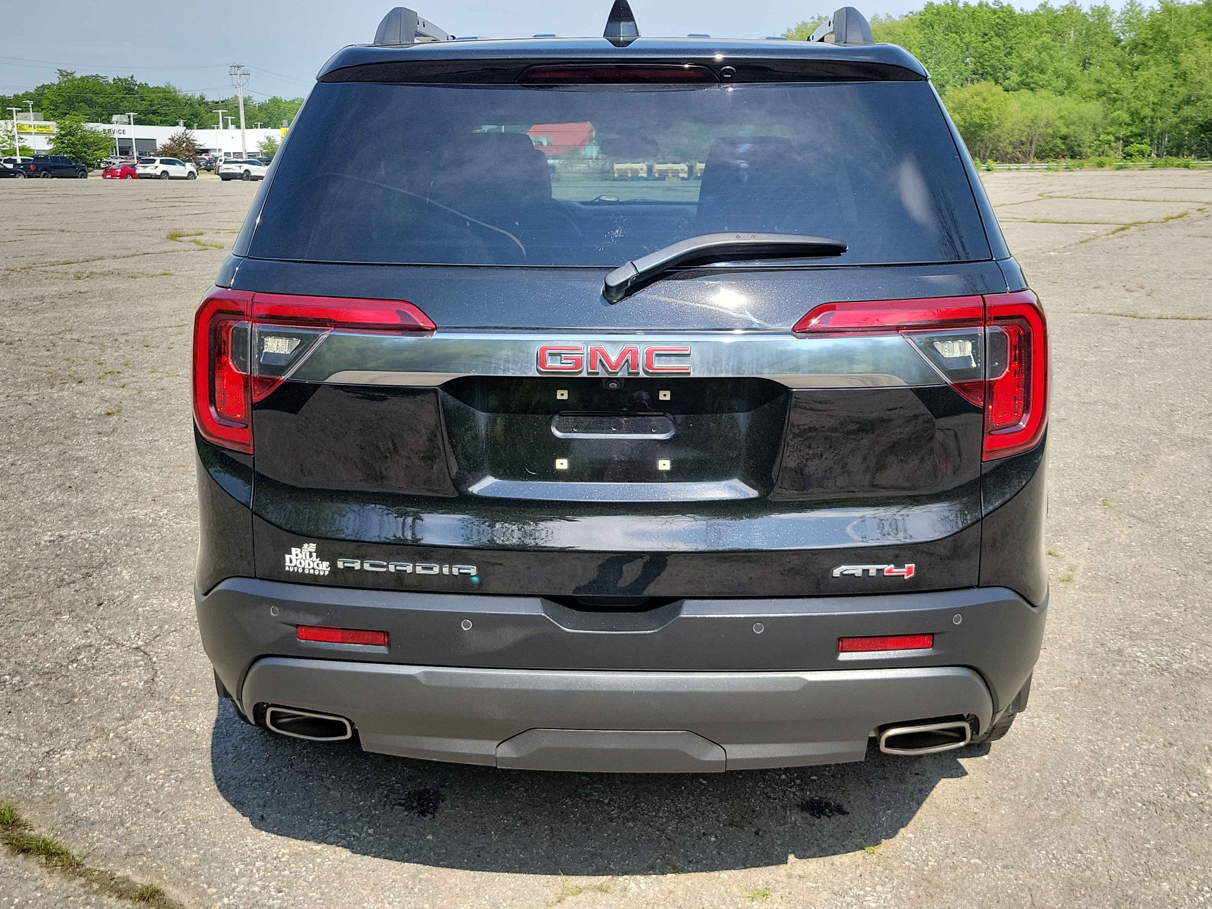 2022 GMC Acadia AT4
