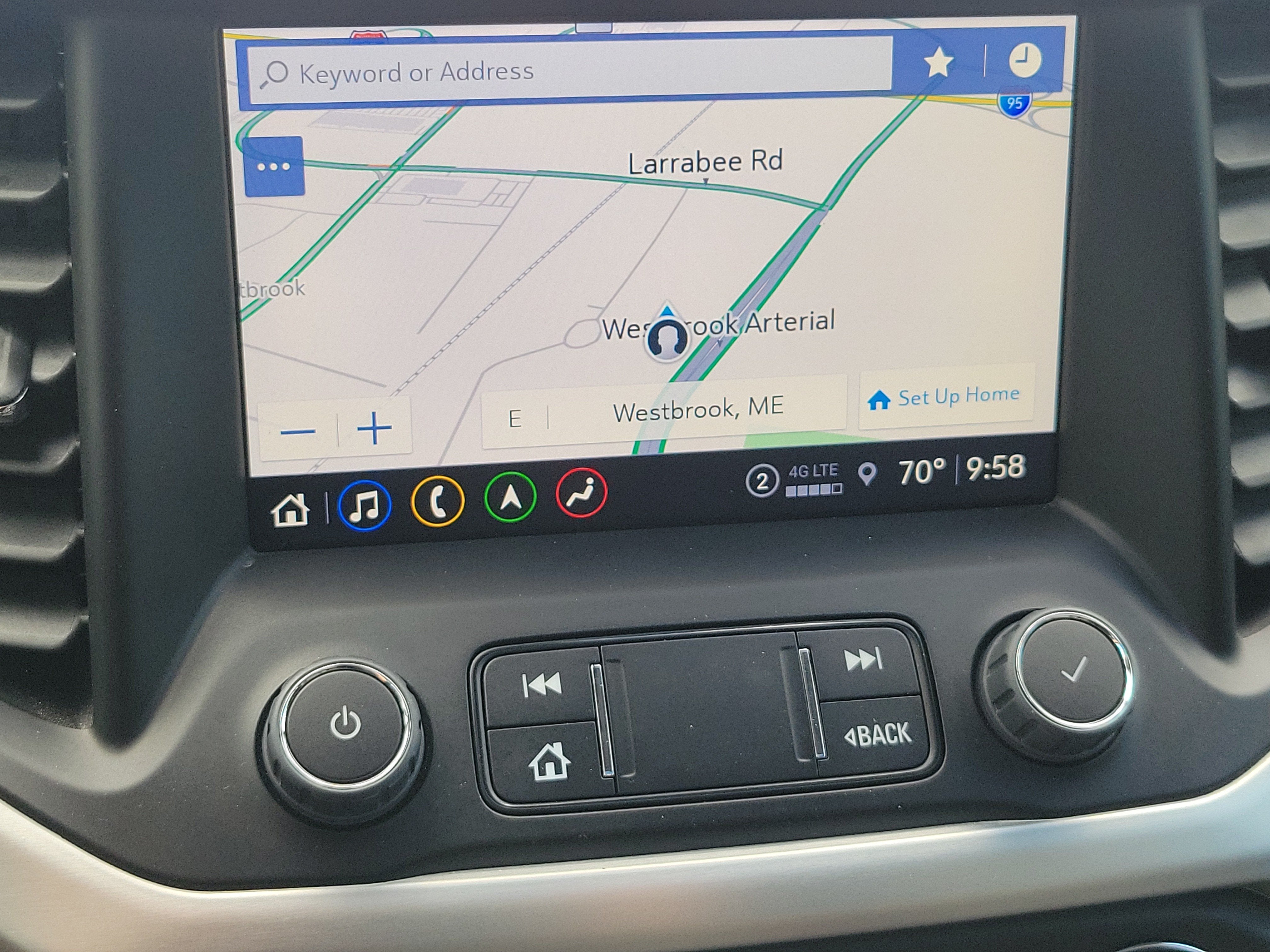 2023 GMC Acadia SLT