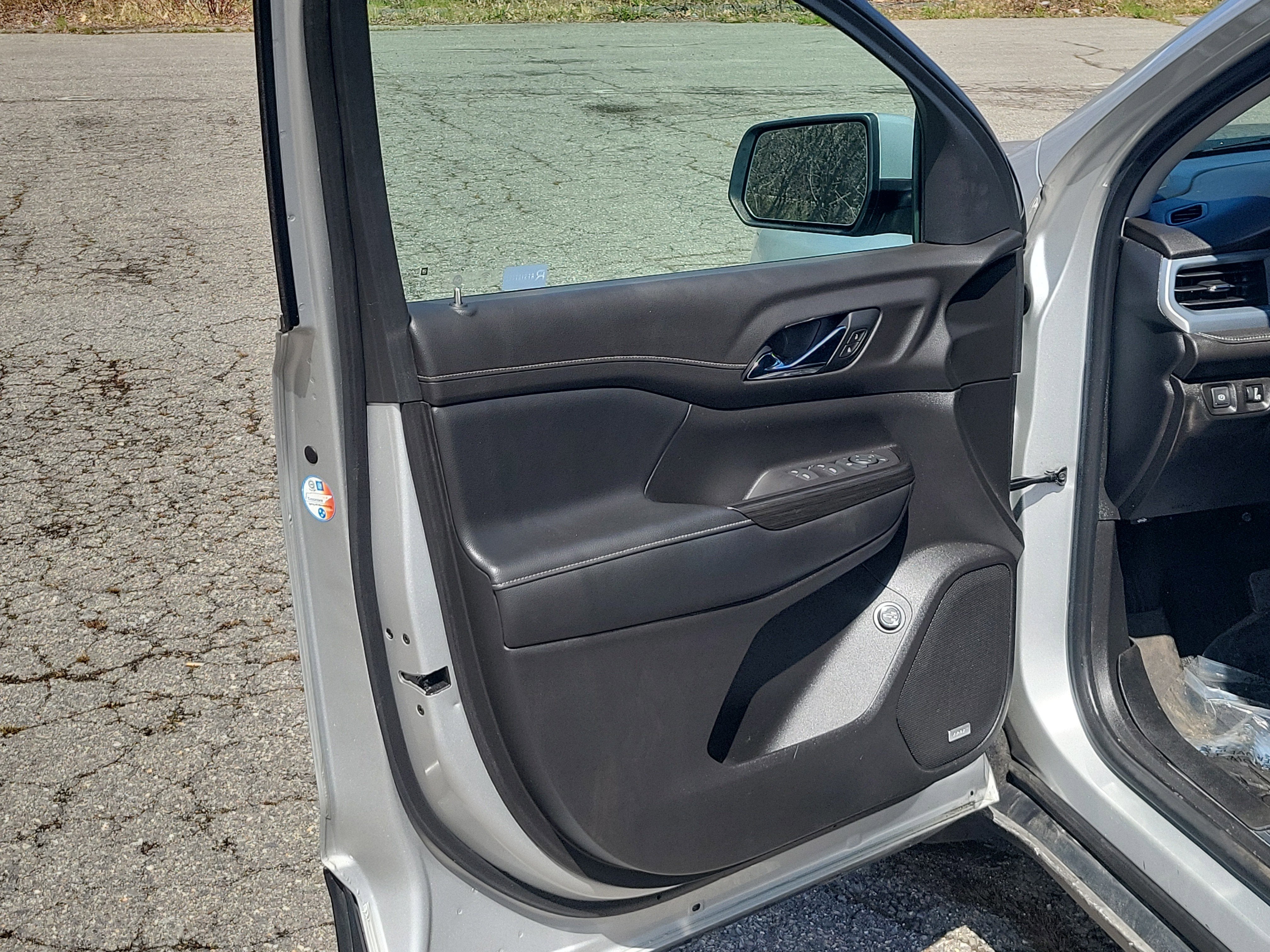 2020 GMC Acadia SLT