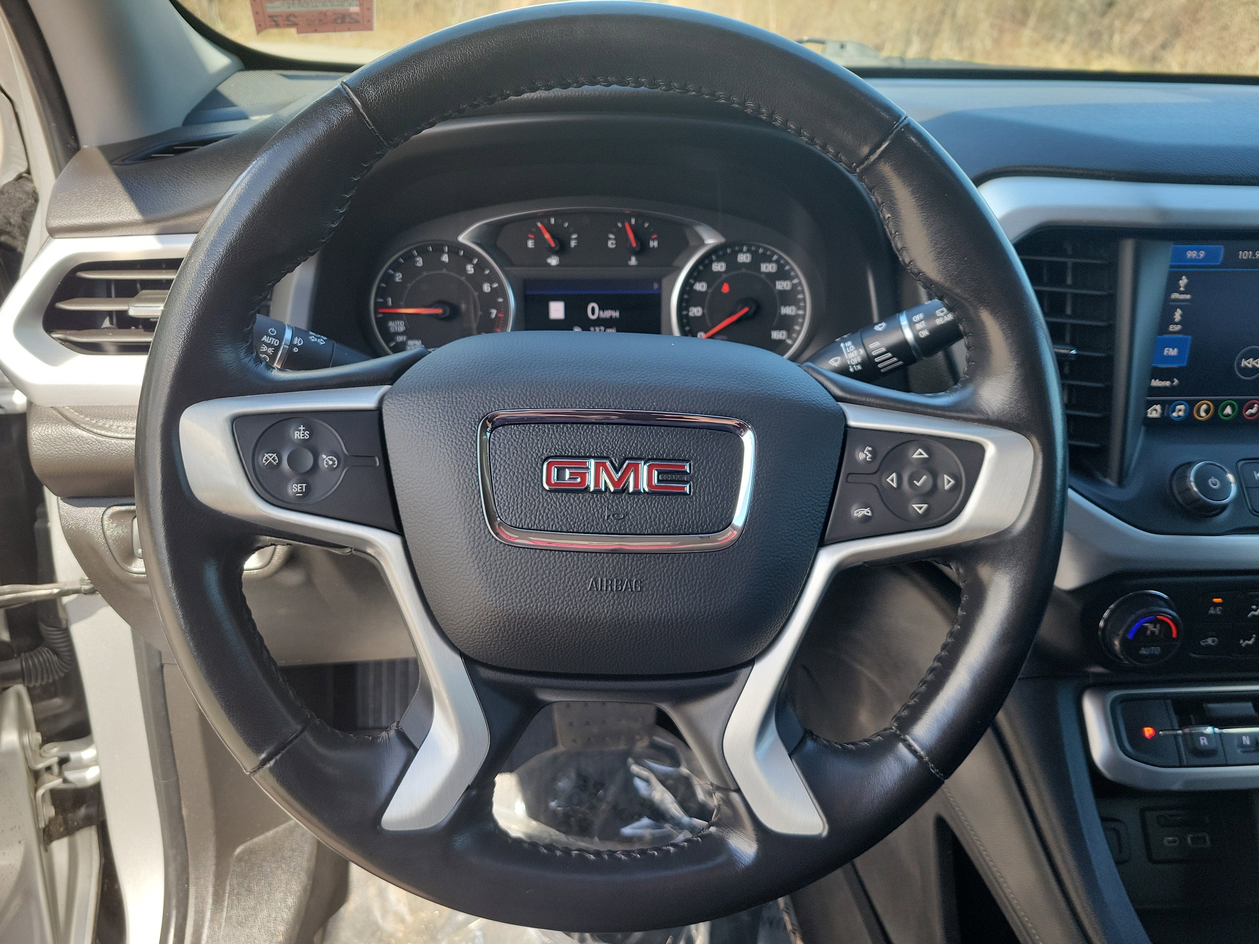 2020 GMC Acadia SLT