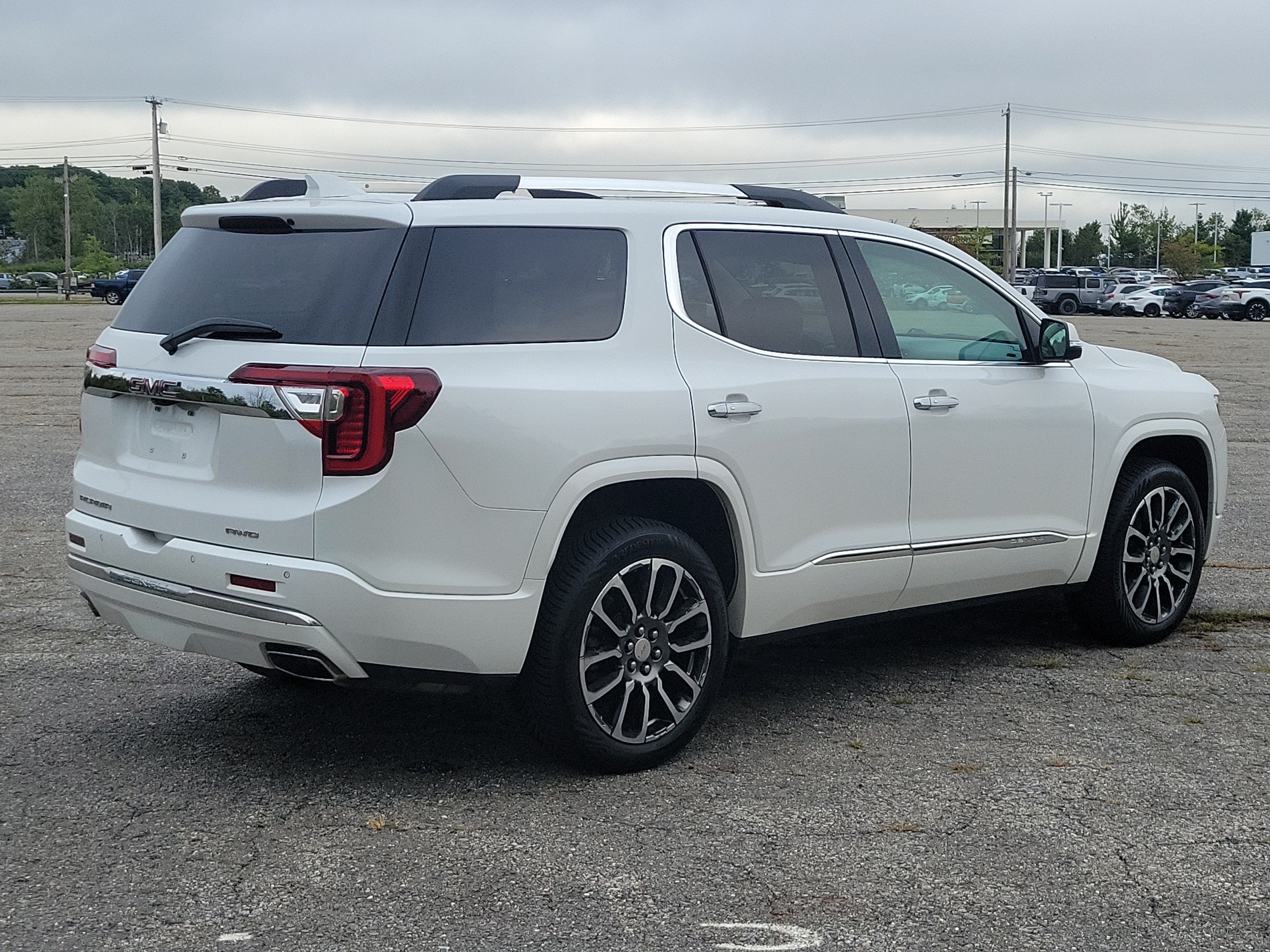 2020 GMC Acadia Denali