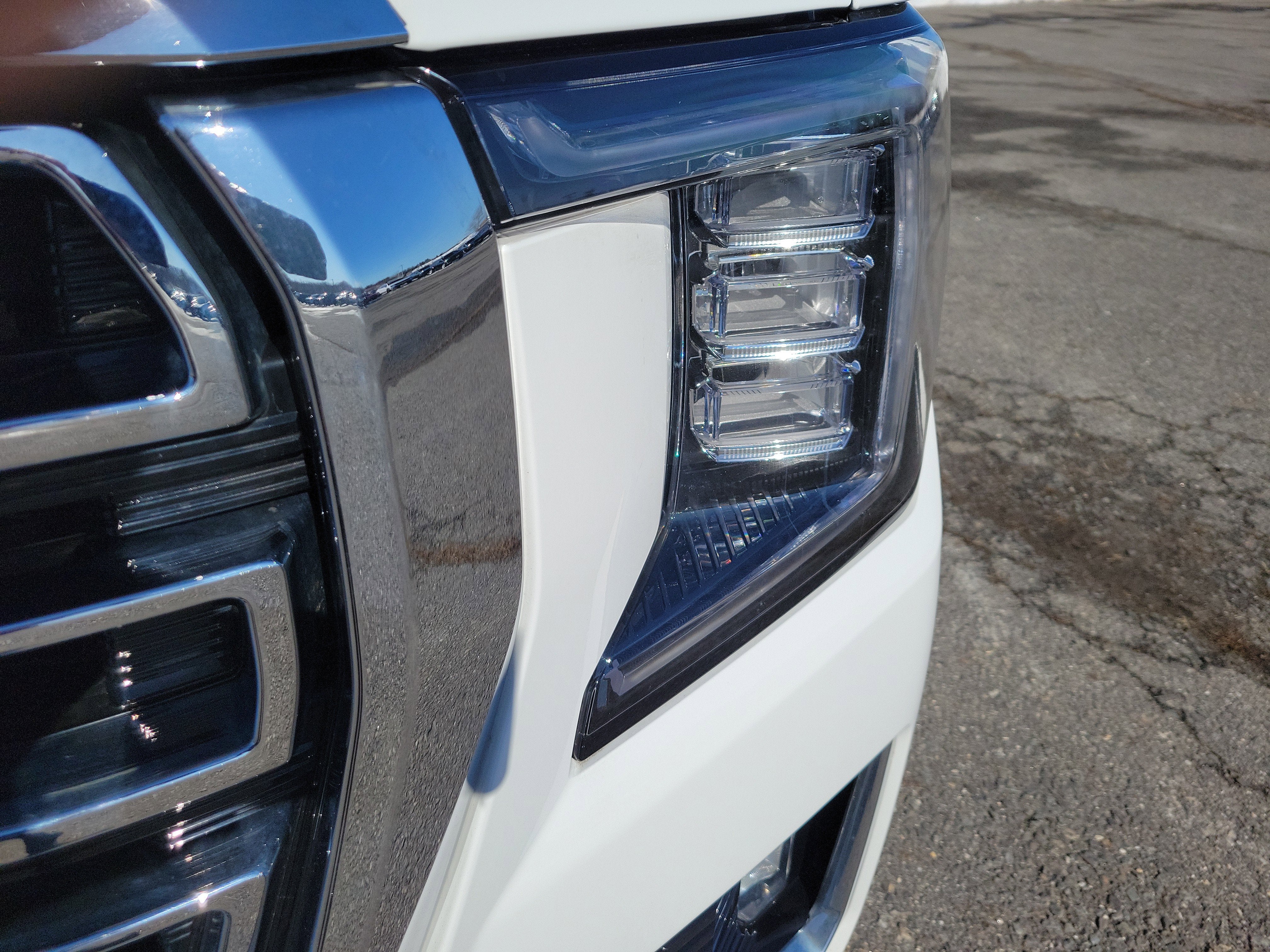 2023 GMC Yukon XL SLT