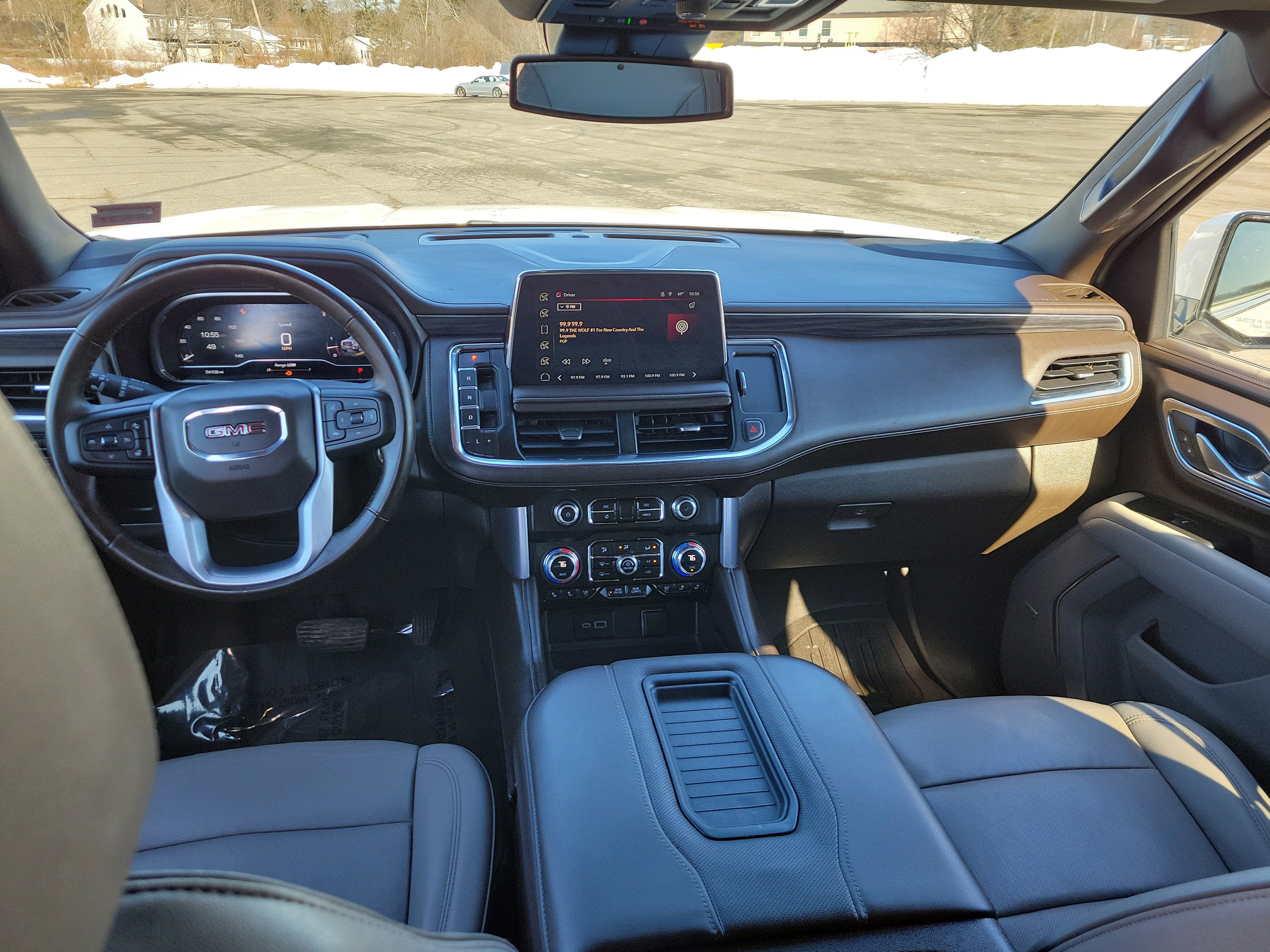 2023 GMC Yukon XL SLT