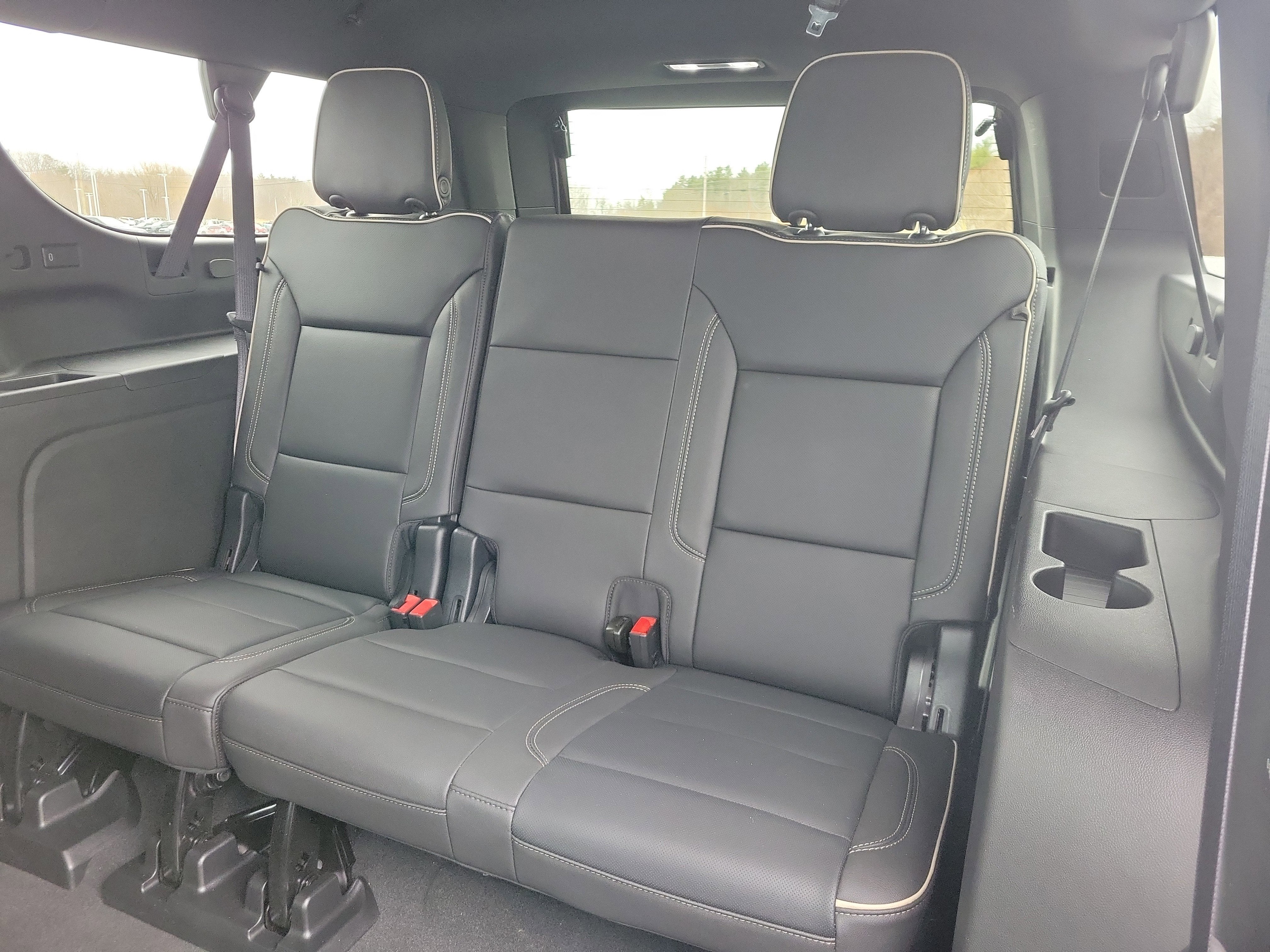 2024 GMC Yukon XL SLT