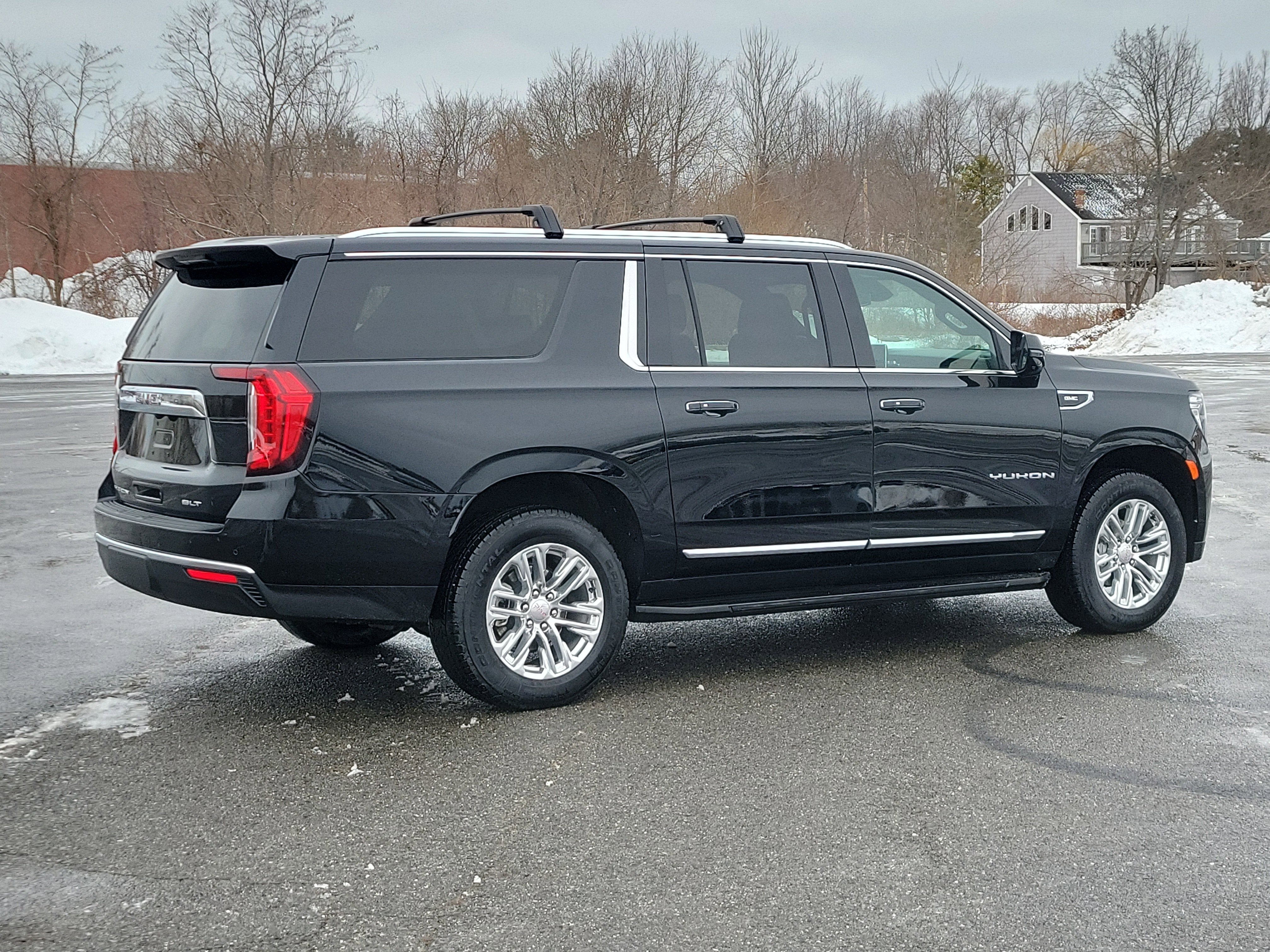 2024 GMC Yukon XL SLT