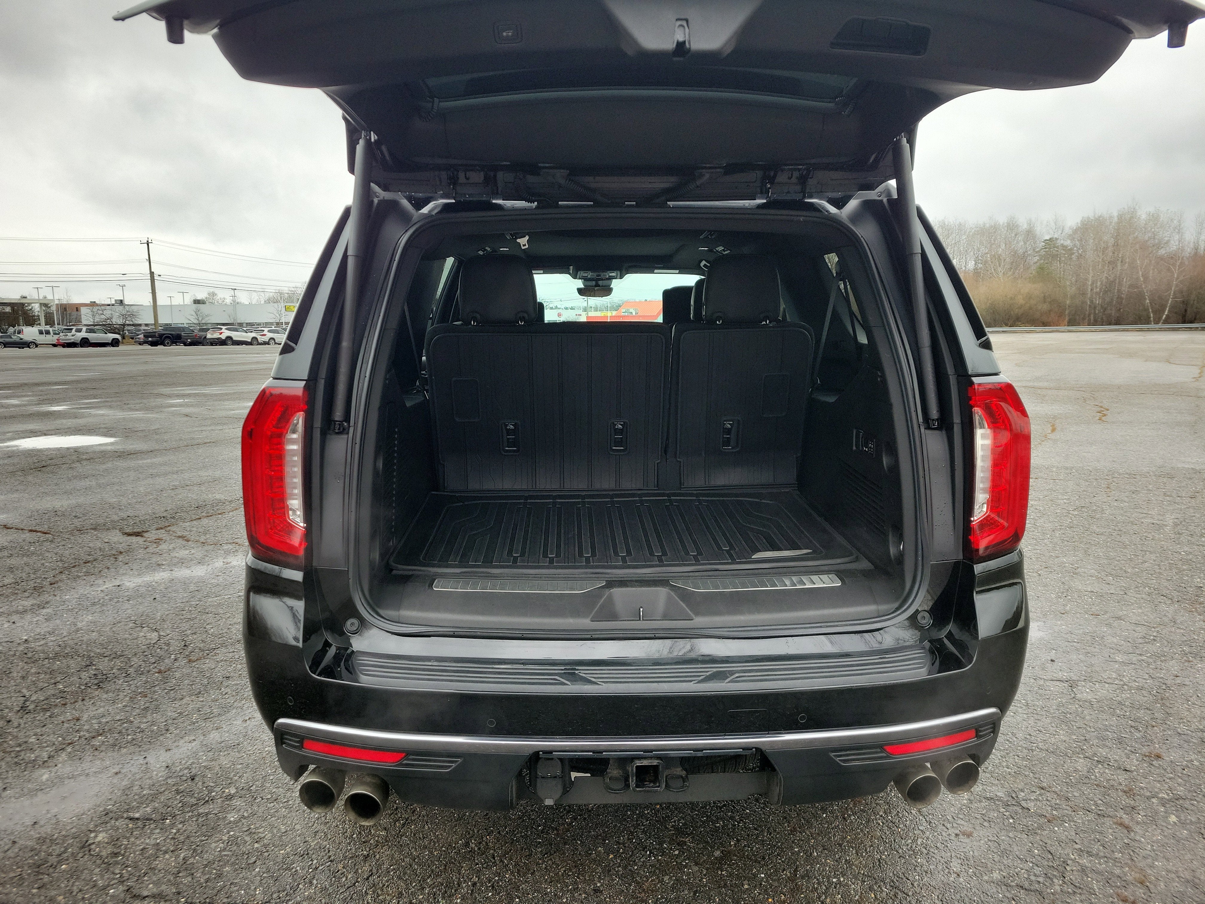 2023 GMC Yukon XL Denali Ultimate