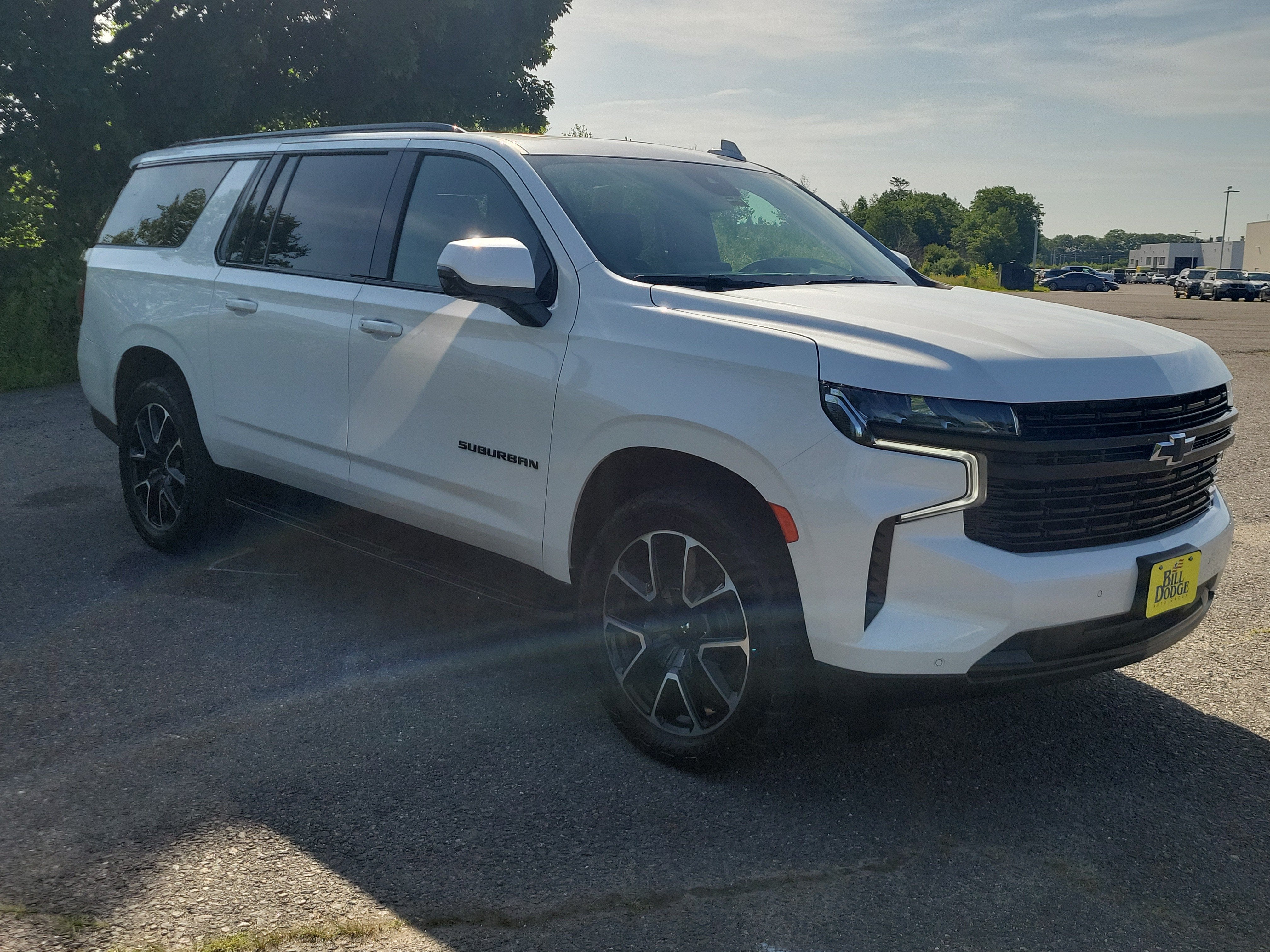 2023 Chevrolet Suburban RST