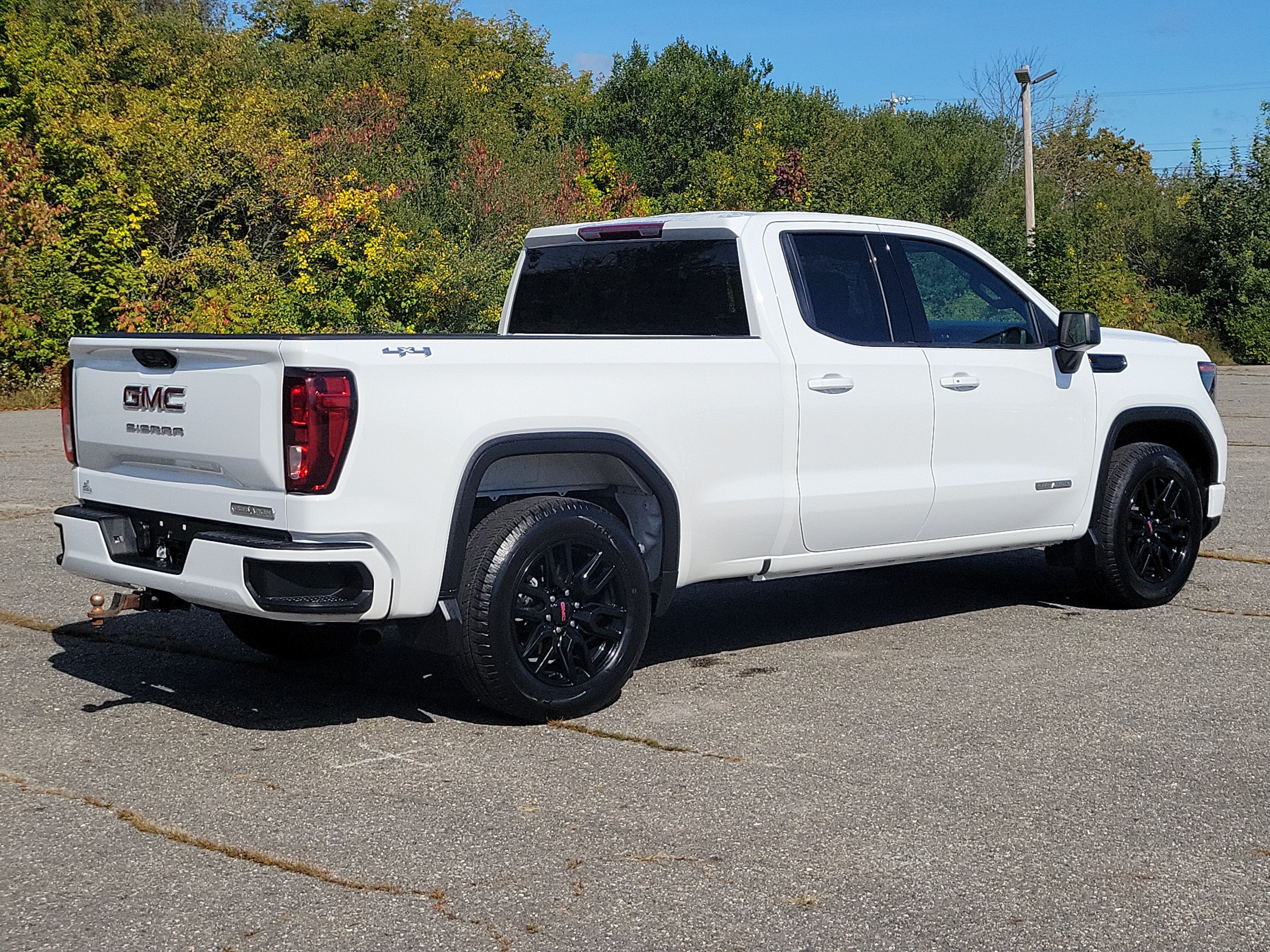 2023 GMC Sierra 1500 Elevation