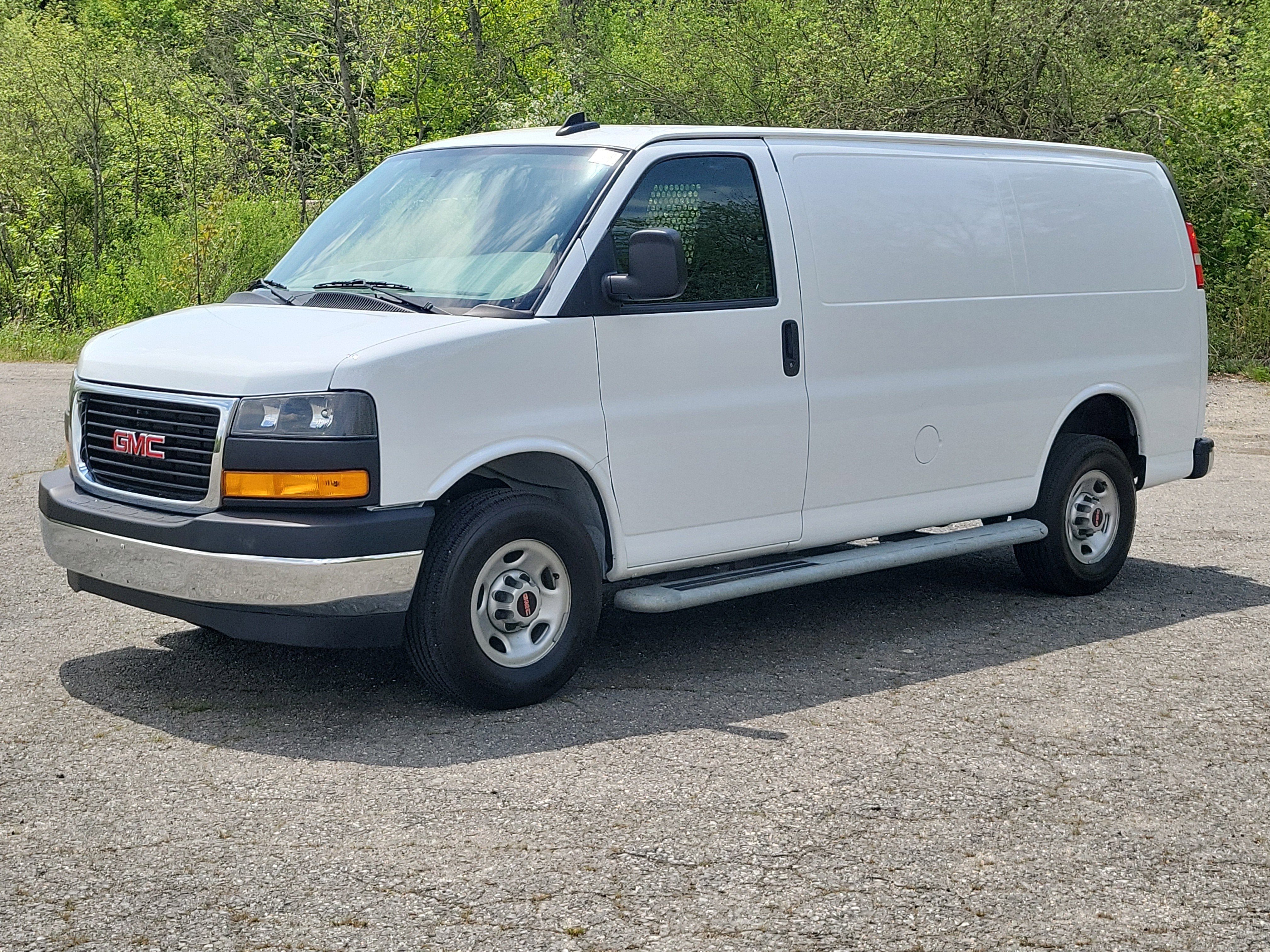 2024 GMC Savana Cargo 2500 Work Van