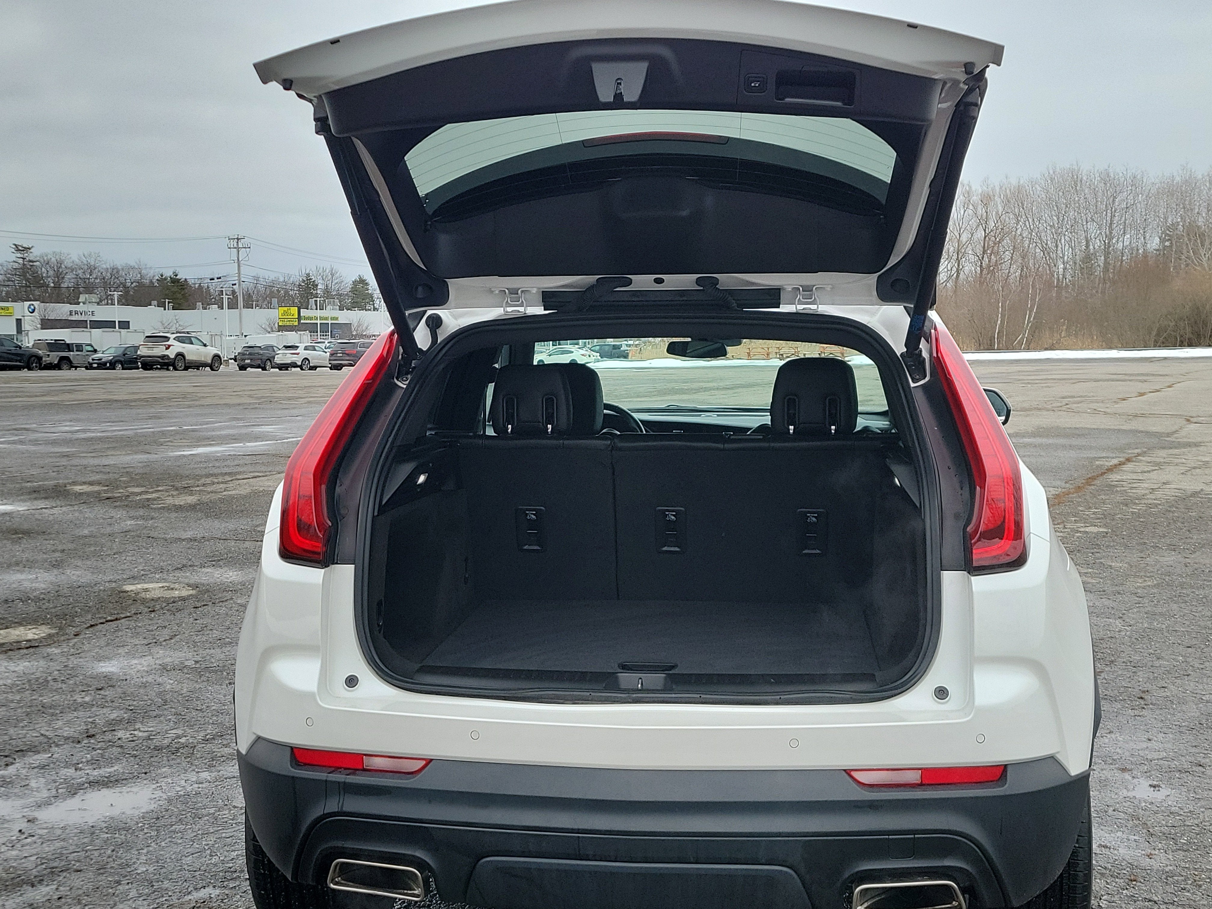 2023 Cadillac XT4 Luxury