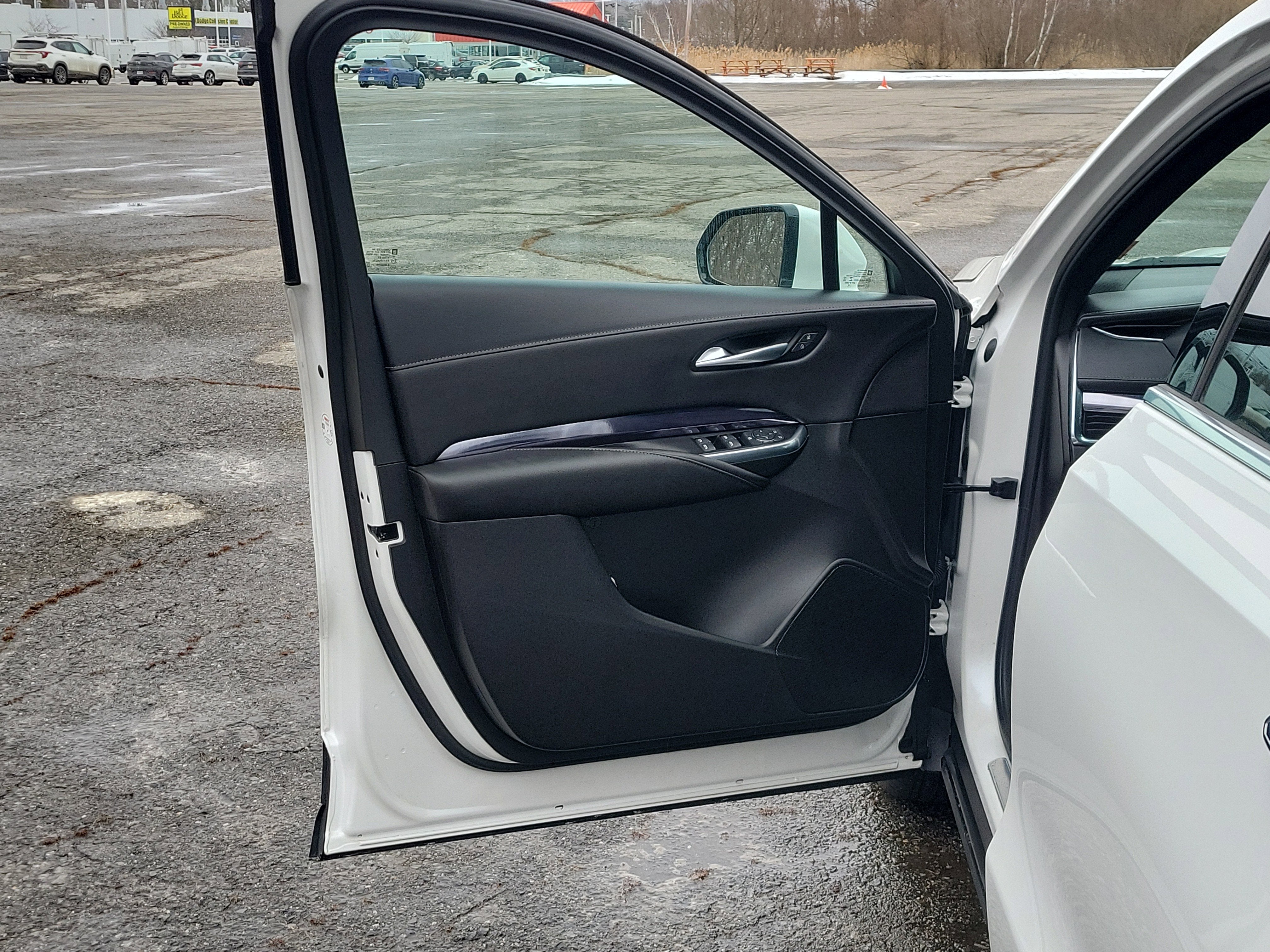 2023 Cadillac XT4 Luxury