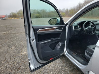 2018 Volkswagen Atlas 3.6L V6 SEL Premium