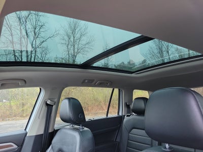 2018 Volkswagen Atlas 3.6L V6 SEL Premium