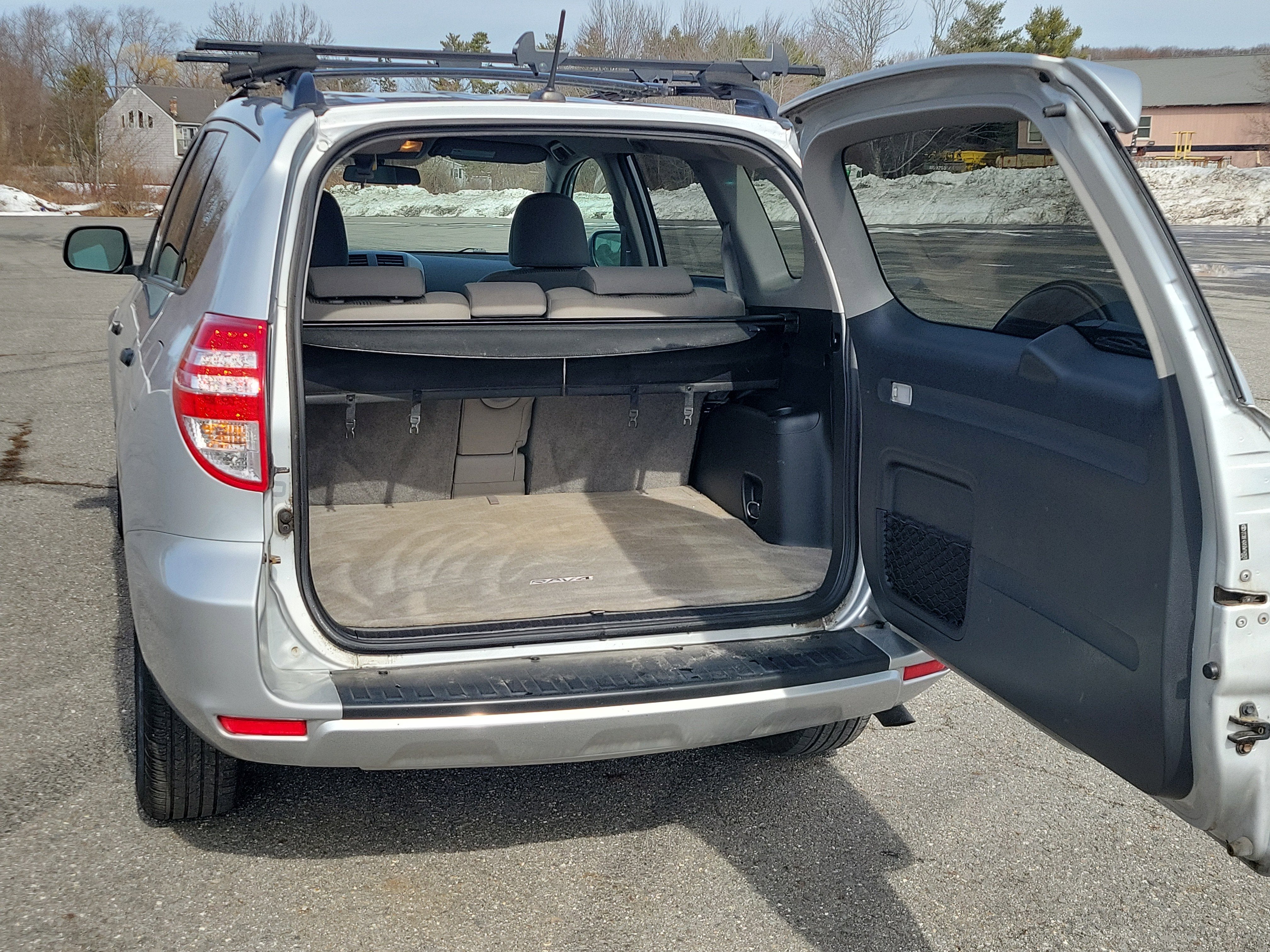 2011 Toyota RAV4 4WD 4dr 4-cyl 4-Spd AT (Natl)