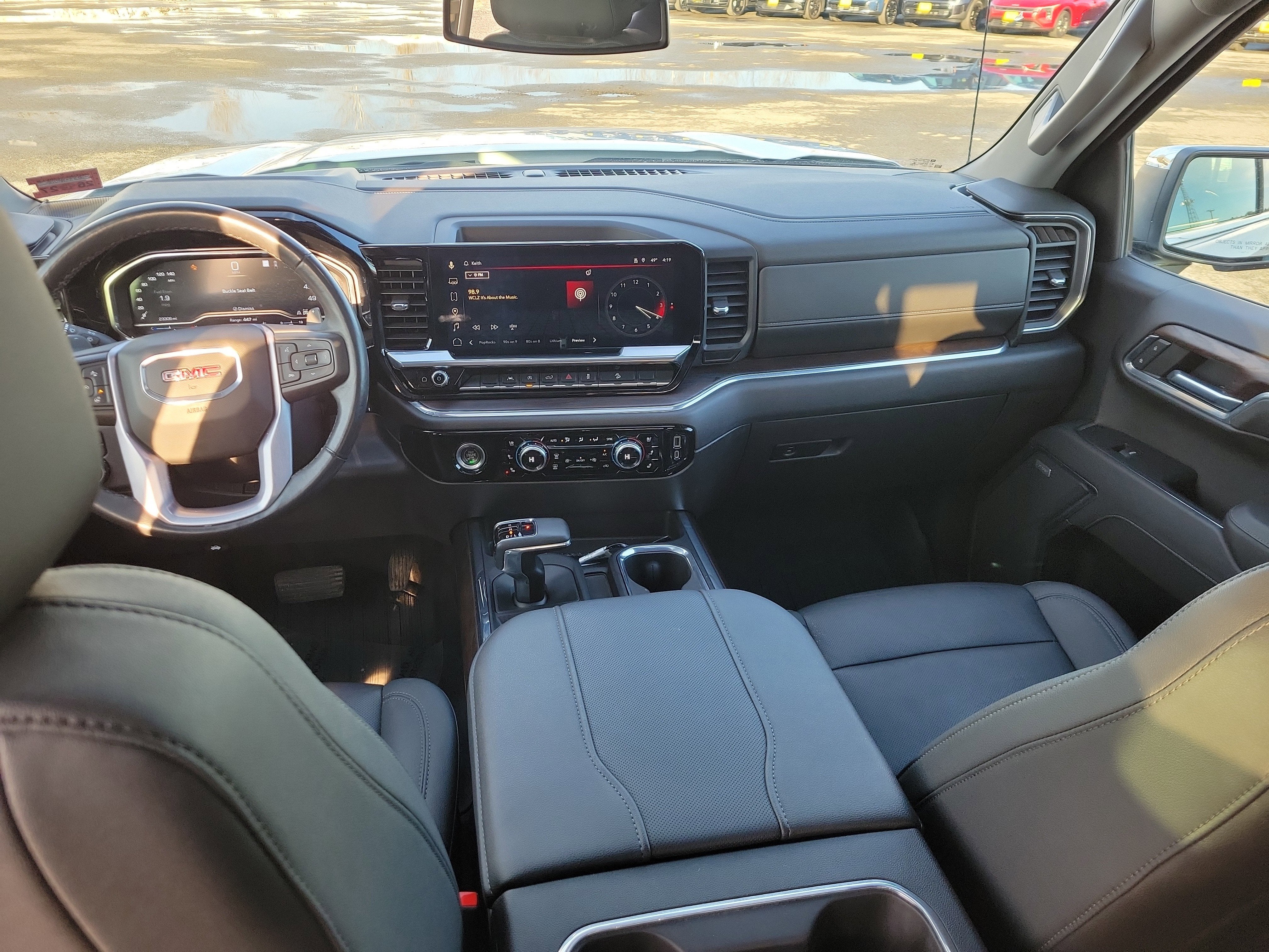 2023 GMC Sierra 1500 SLT