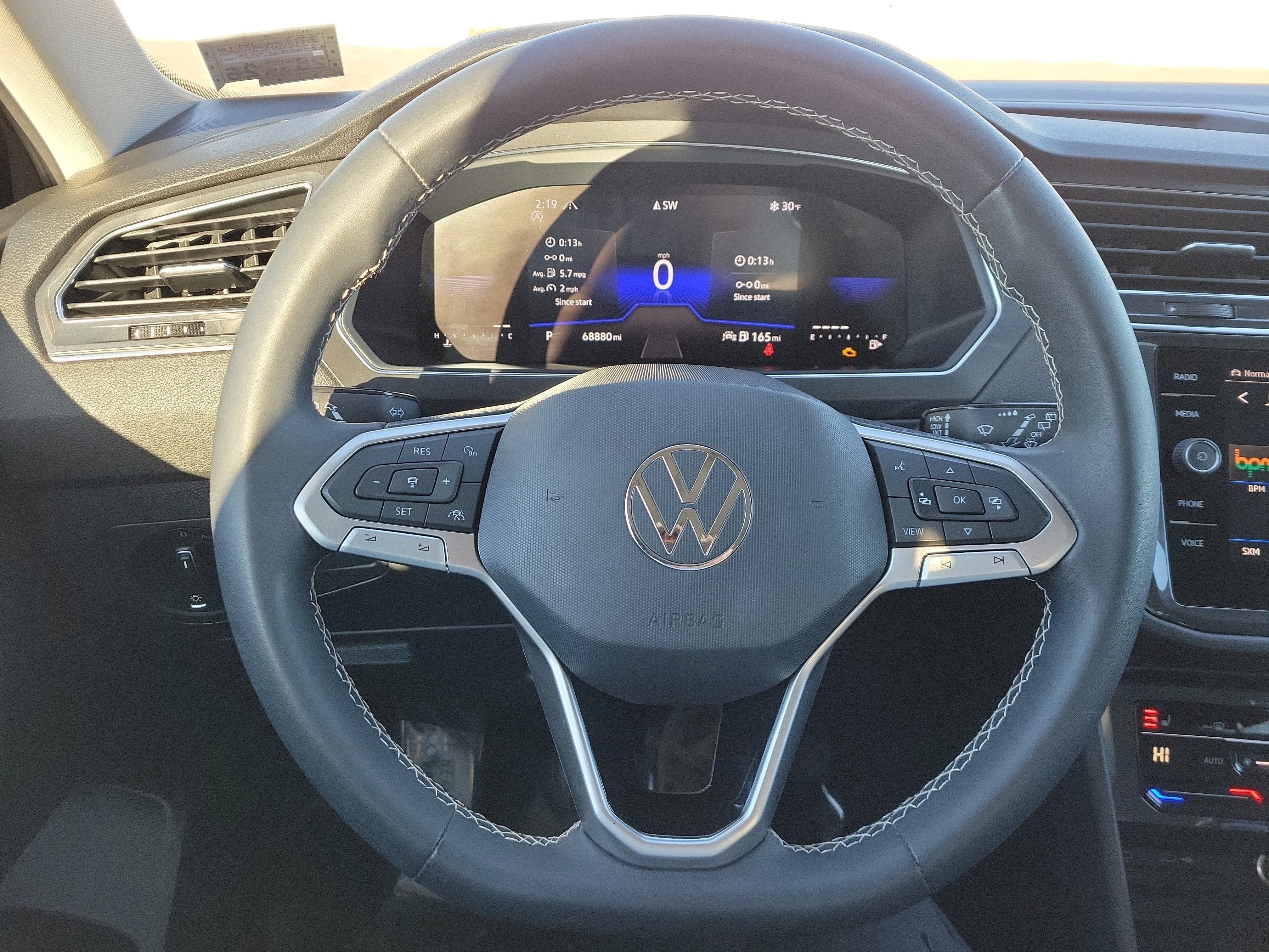 2023 Volkswagen Tiguan SE