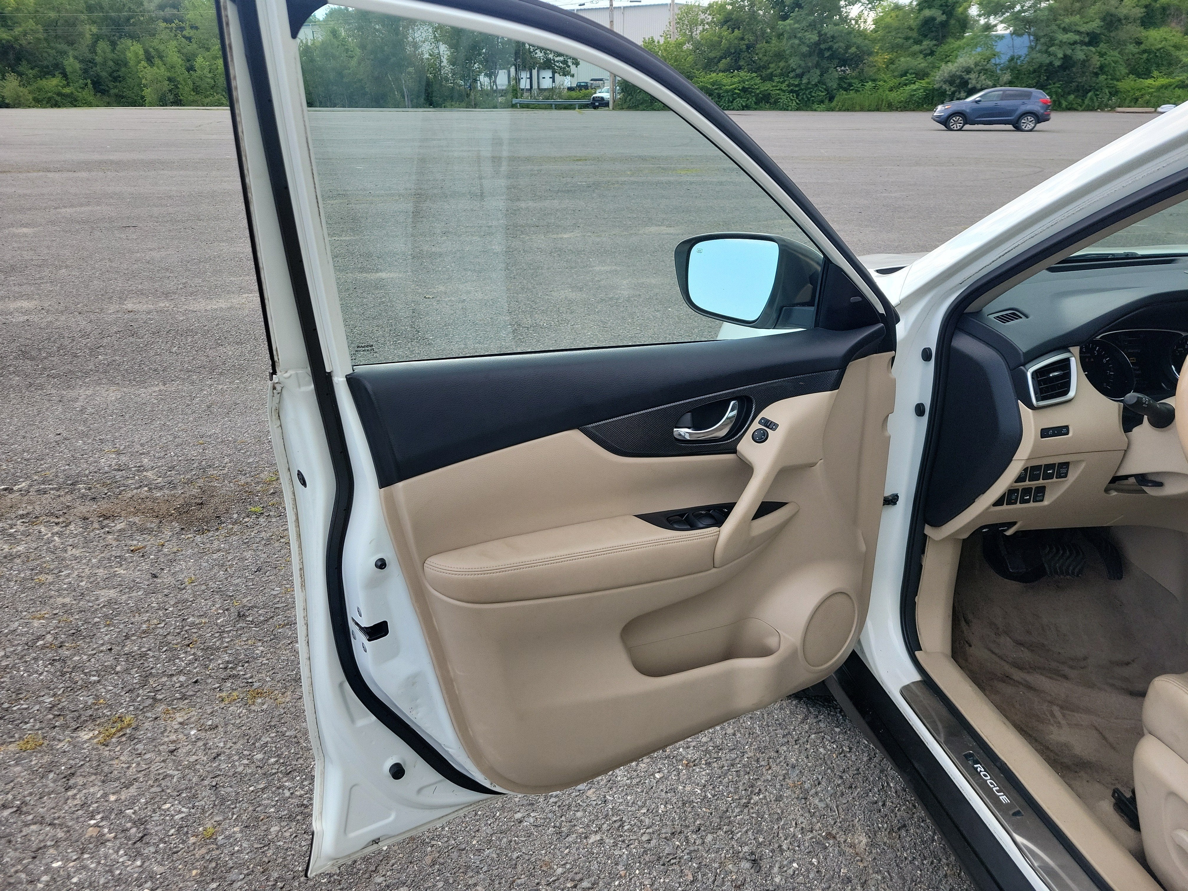 2014 Nissan Rogue SL