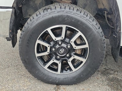 2015 Toyota Tundra 4WD Truck SR5