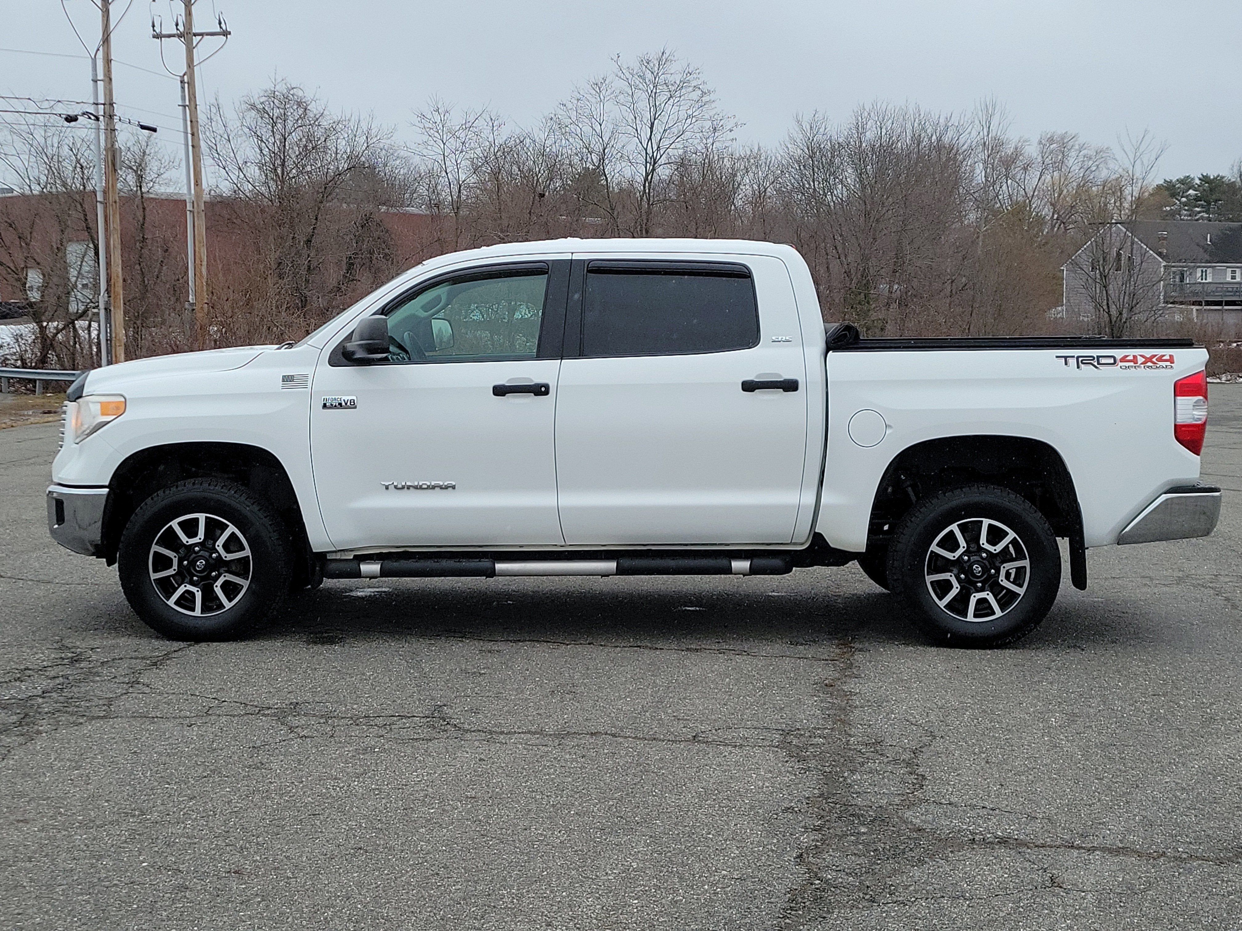 2015 Toyota Tundra 4WD Truck SR5